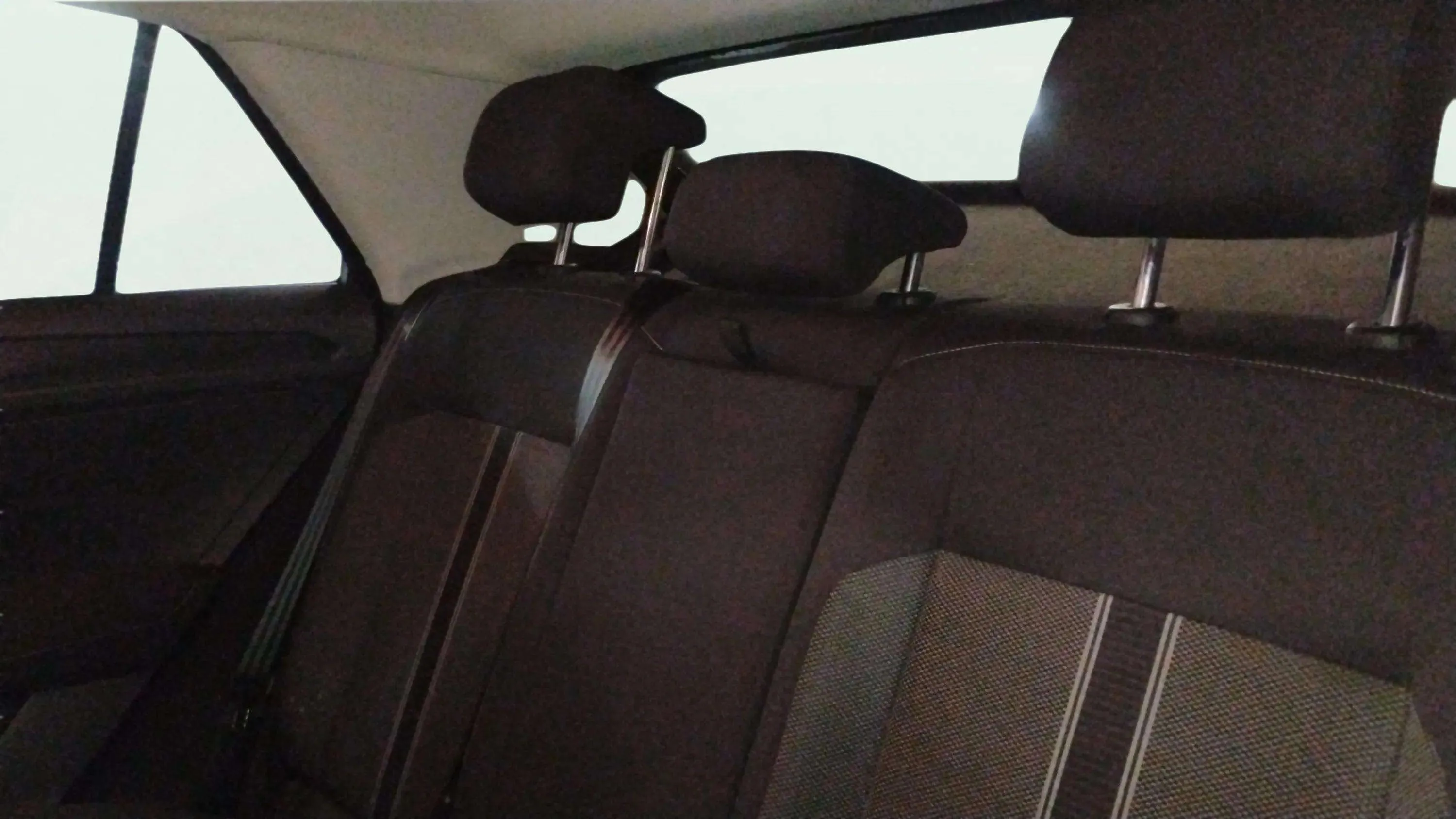 Volkswagen T-Roc Advance R-Line 1.0 TSI - foto 14