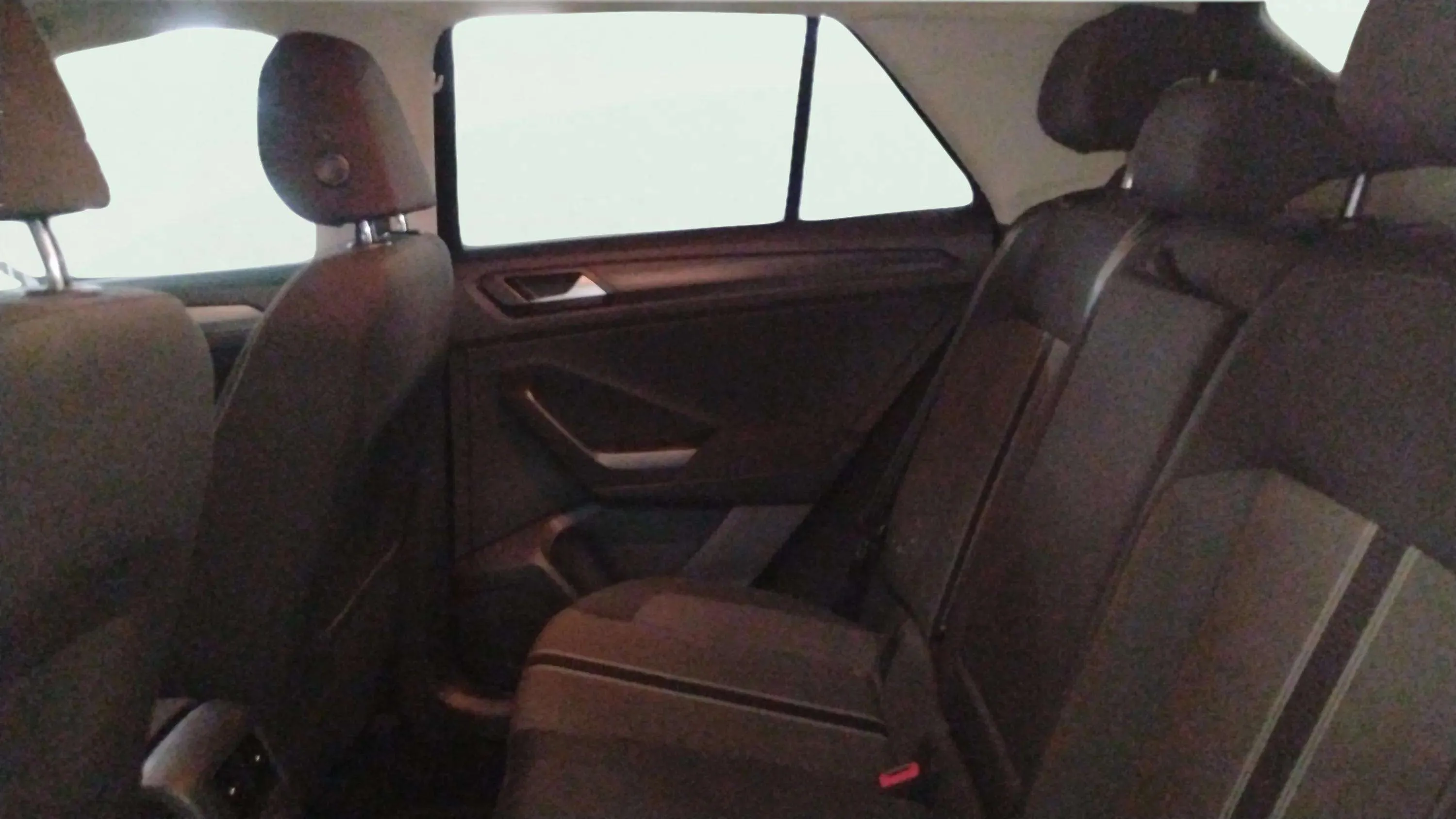 Volkswagen T-Roc Advance R-Line 1.0 TSI - foto 13