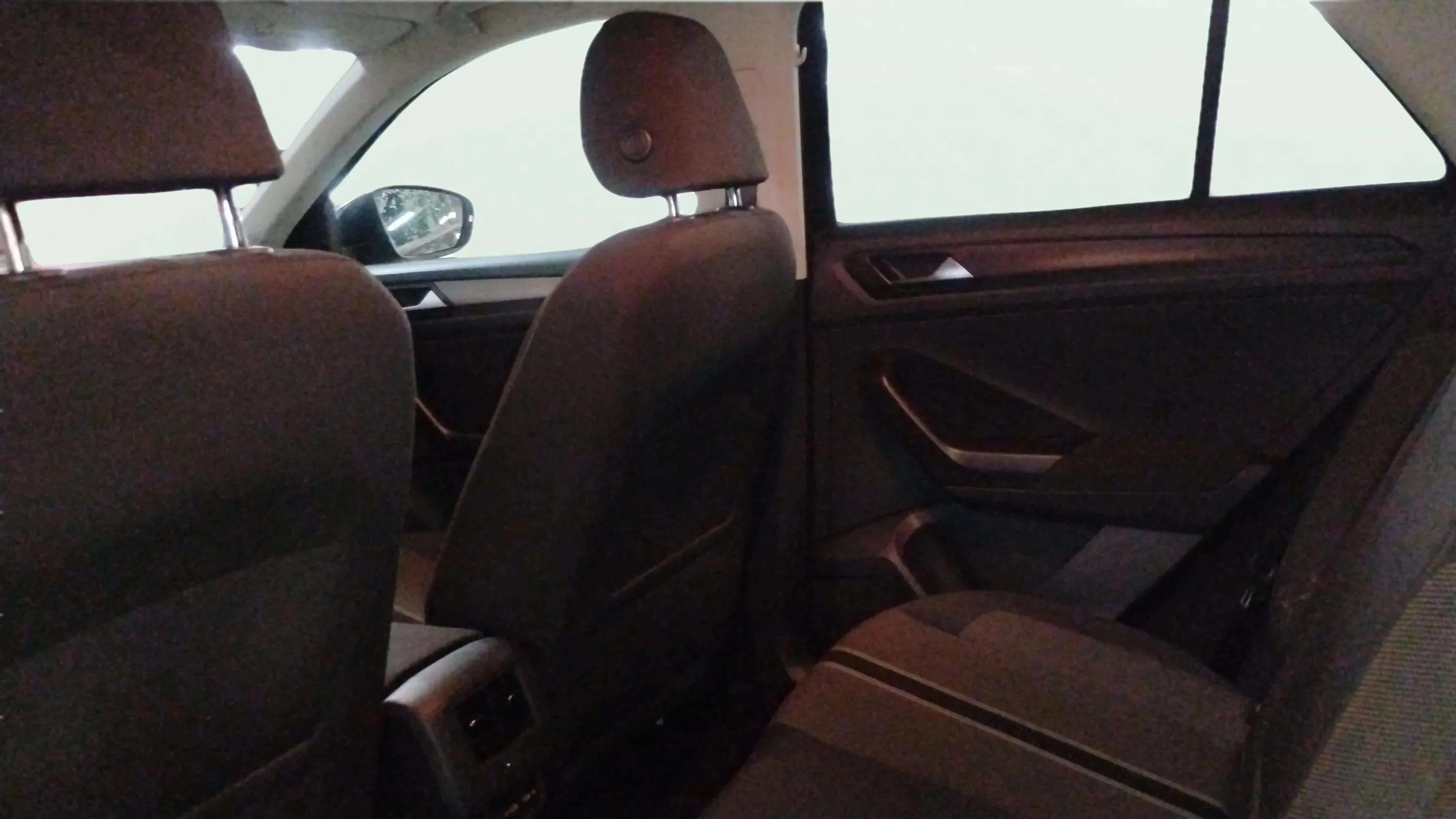 Volkswagen T-Roc Advance R-Line 1.0 TSI - foto 12