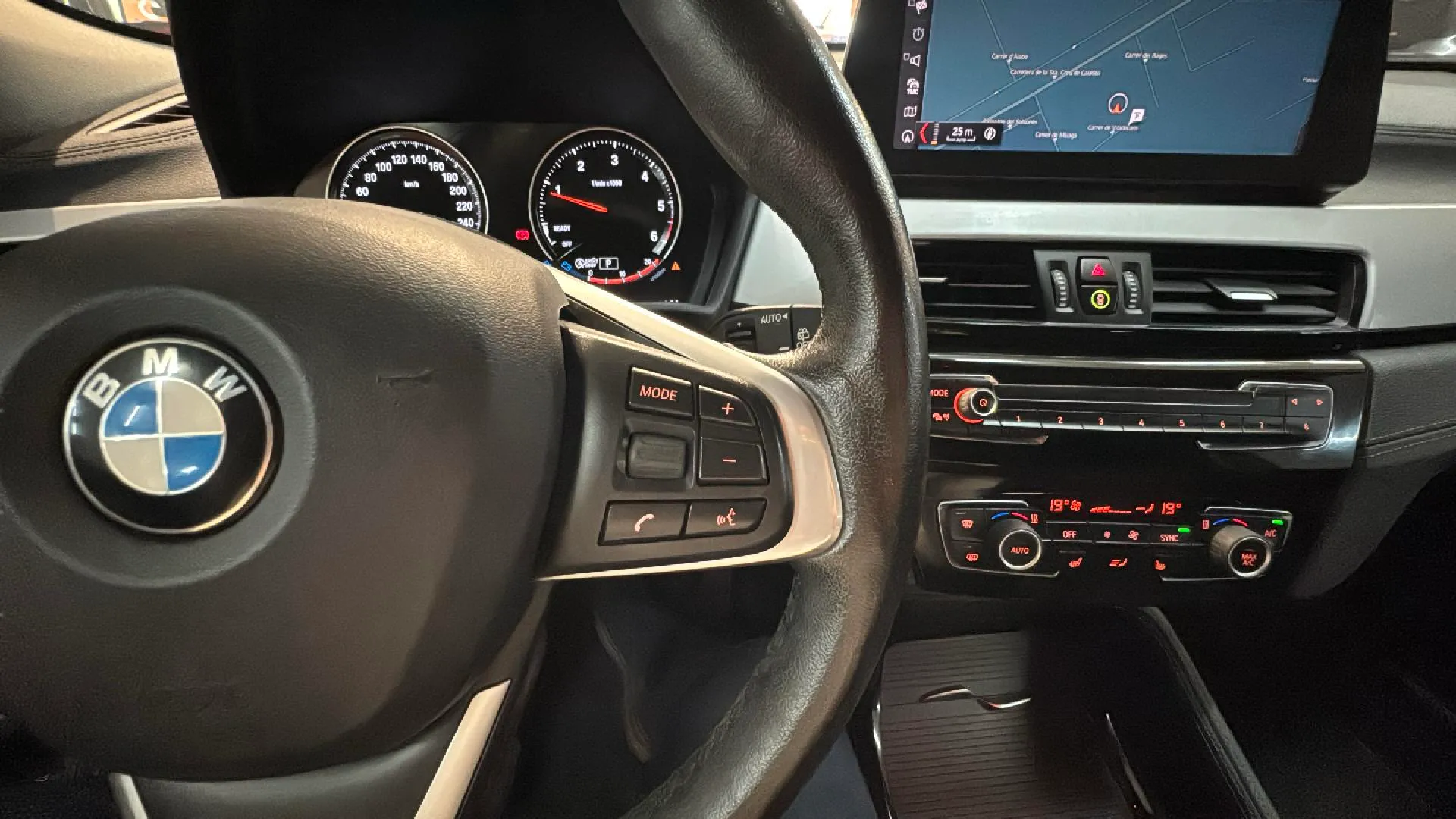 BMW X2 xDrive20dA - foto 24