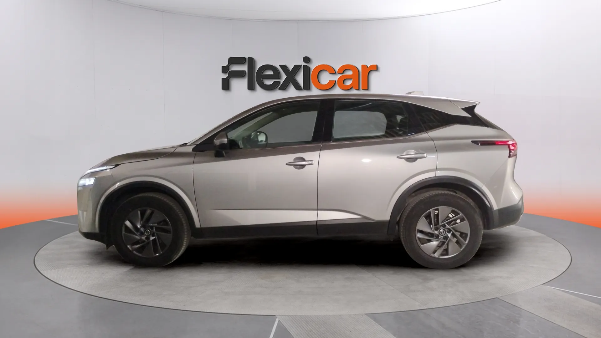 Nissan Qashqai DIG-T mHEV 4x2 Acenta - foto 5