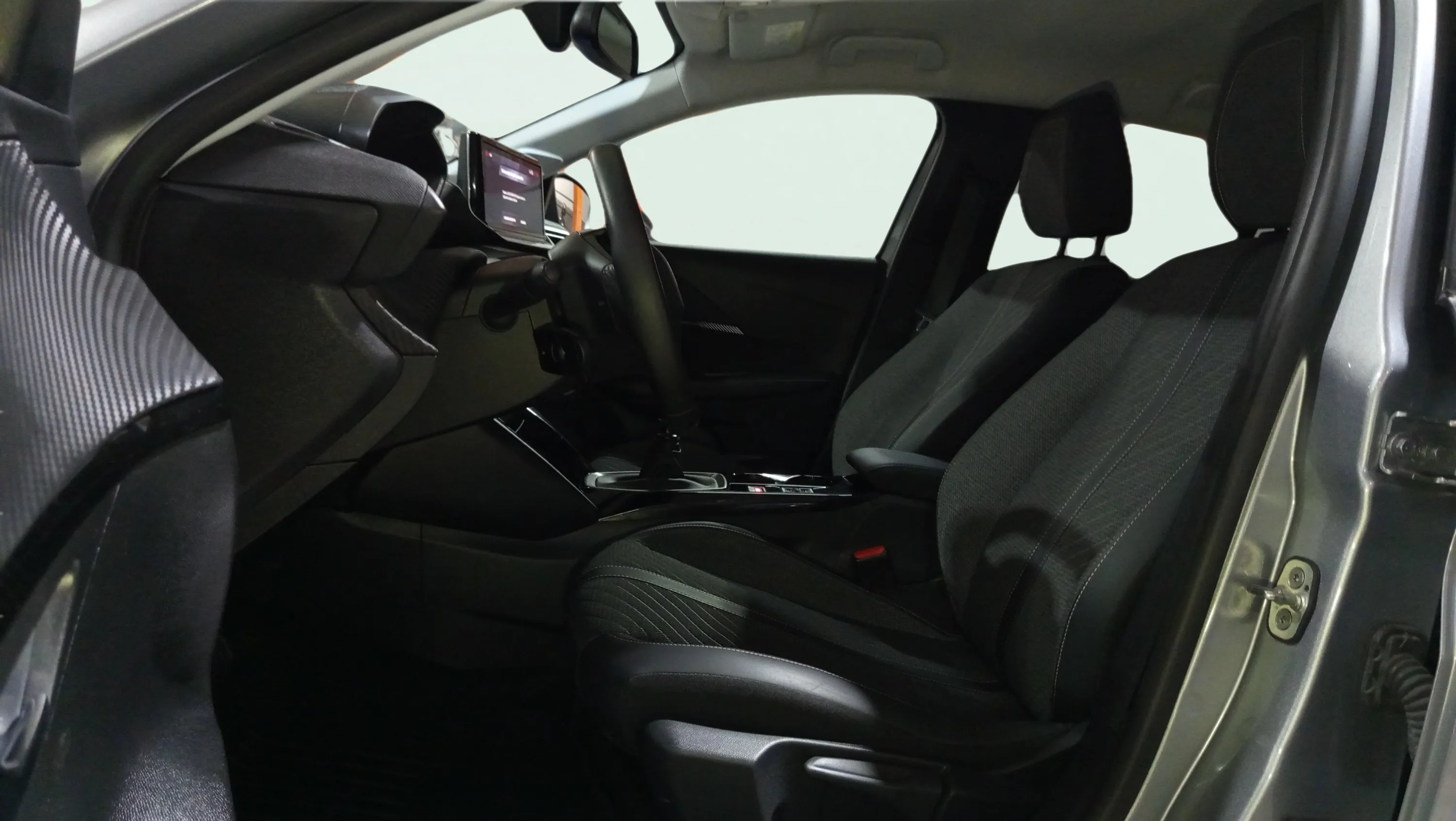 Peugeot 208 Allure Gasolina 100 - foto 14