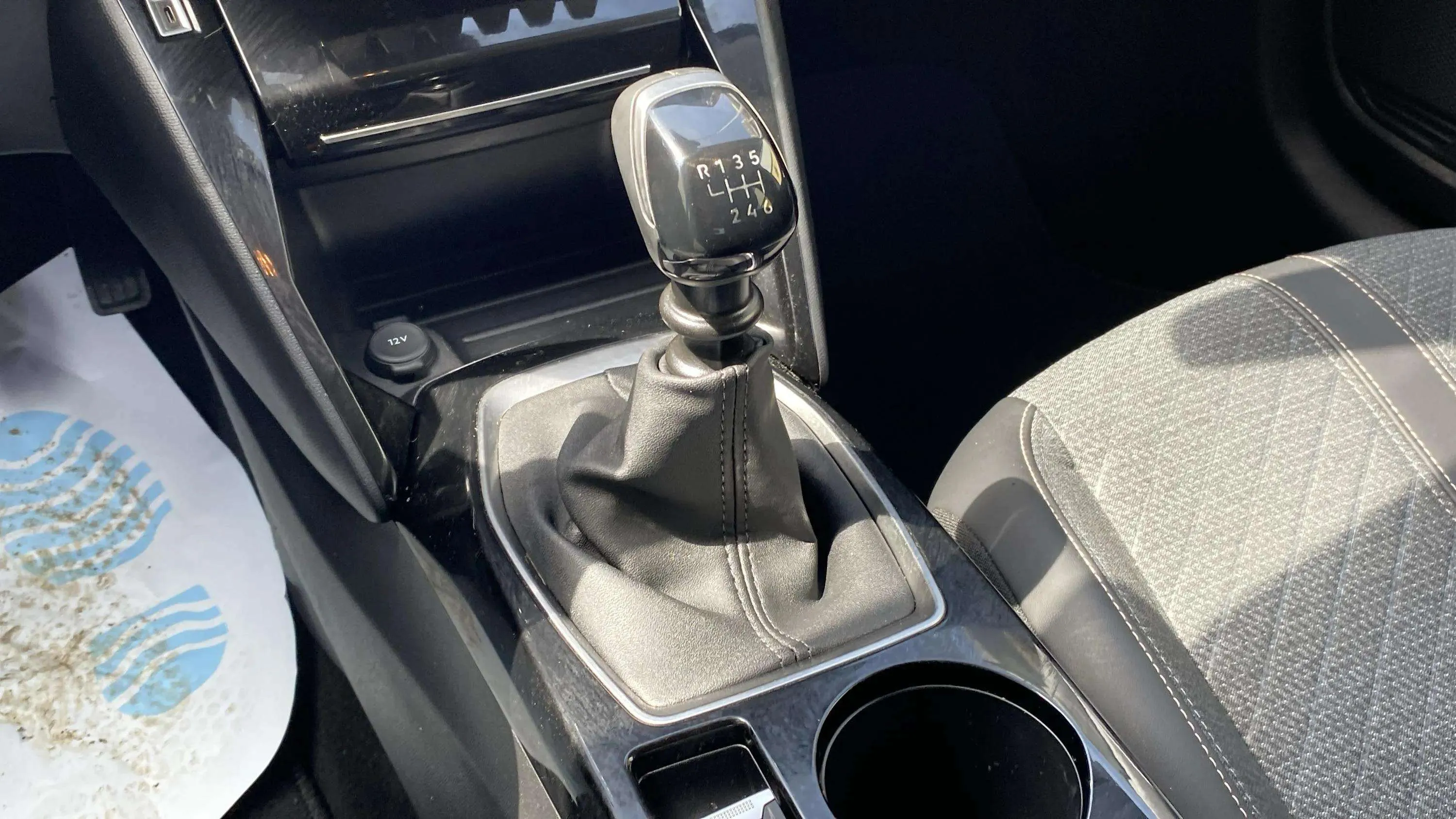 Peugeot 208 Allure Gasolina 100 - foto 10