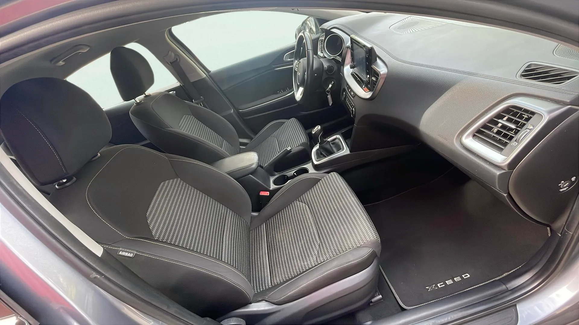 Kia XCeed 1.0 T-GDi Drive - foto 14