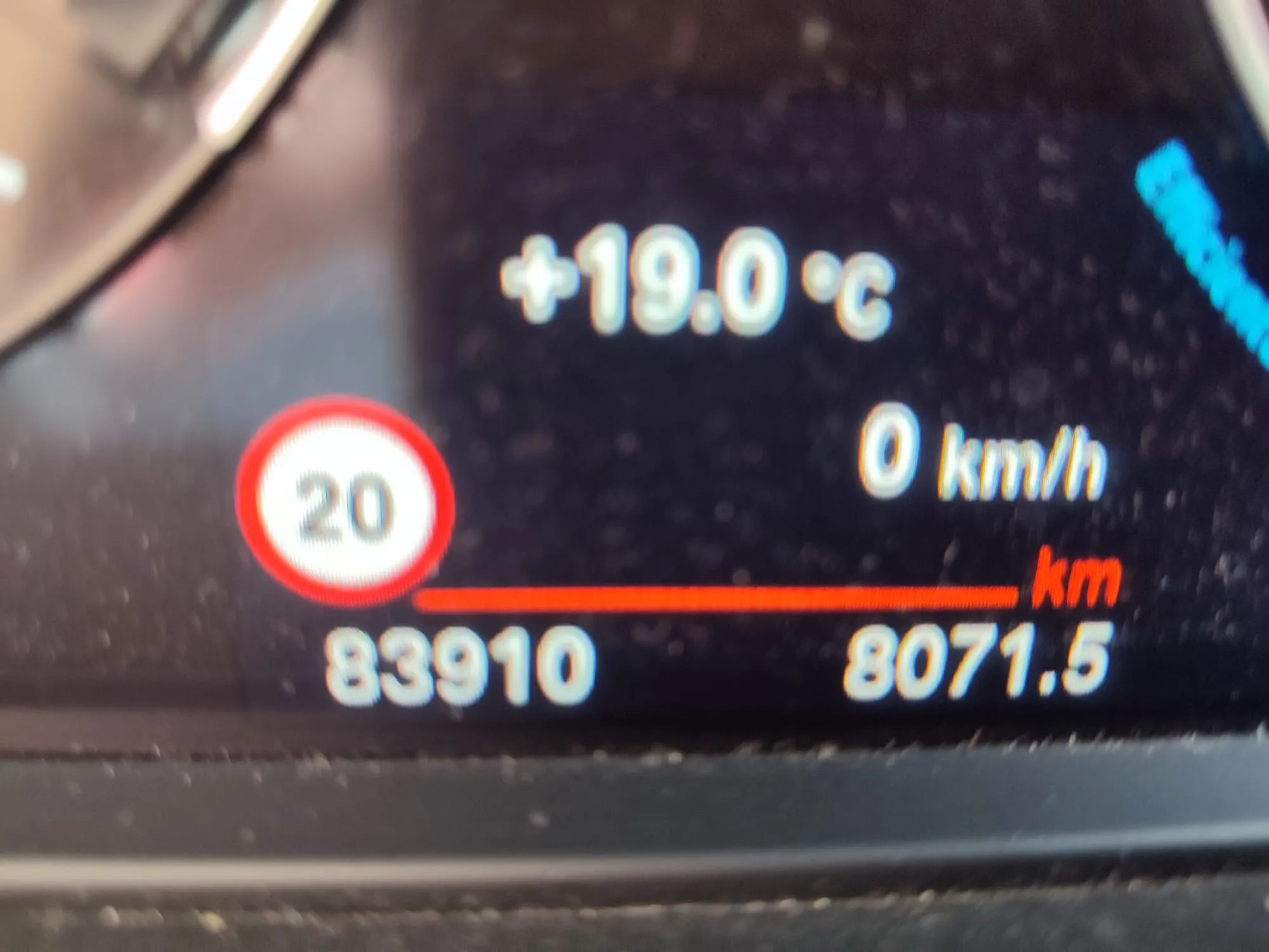 BMW X1 sDrive18d - foto 8