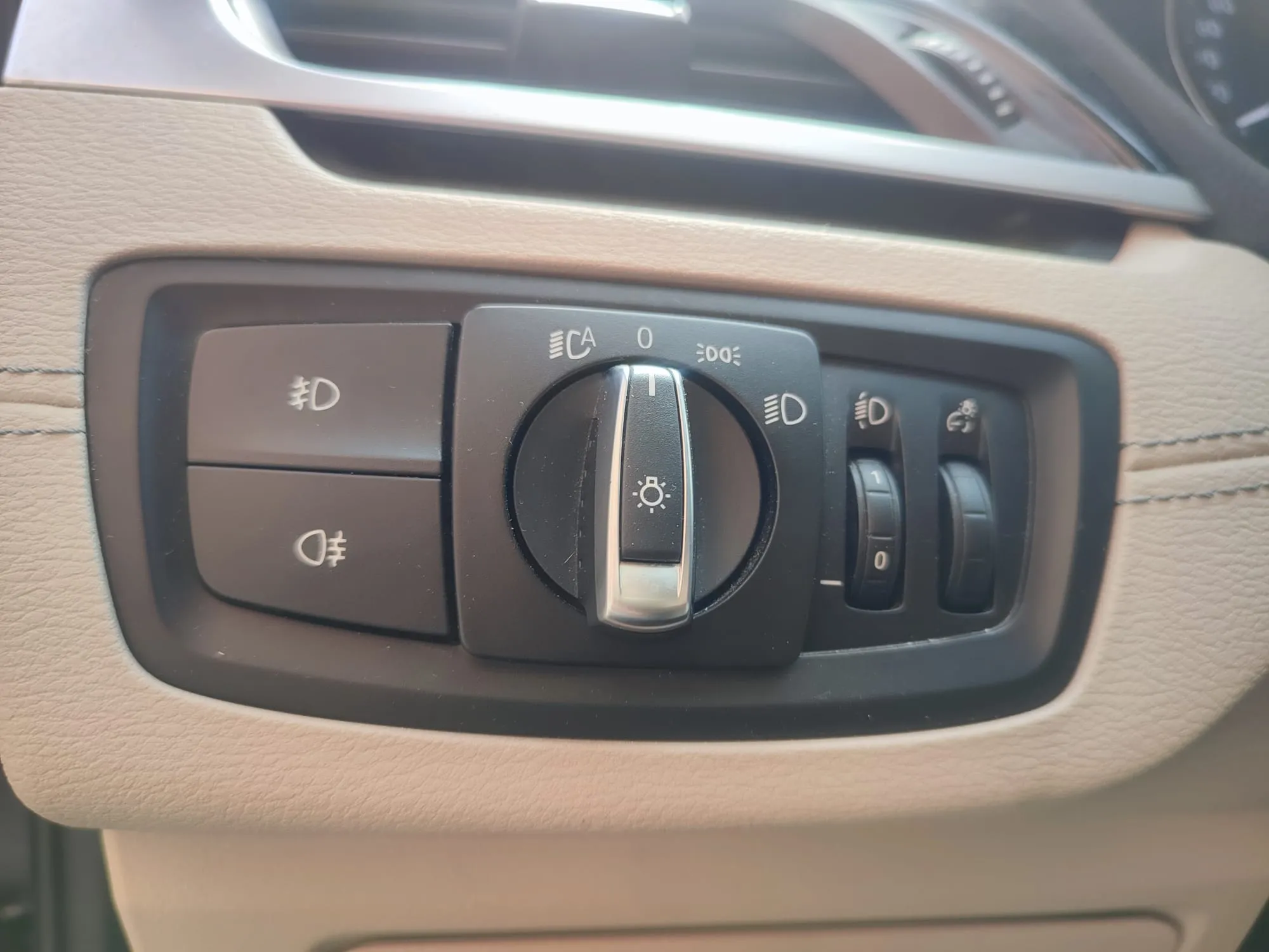 BMW X1 sDrive18d - foto 20