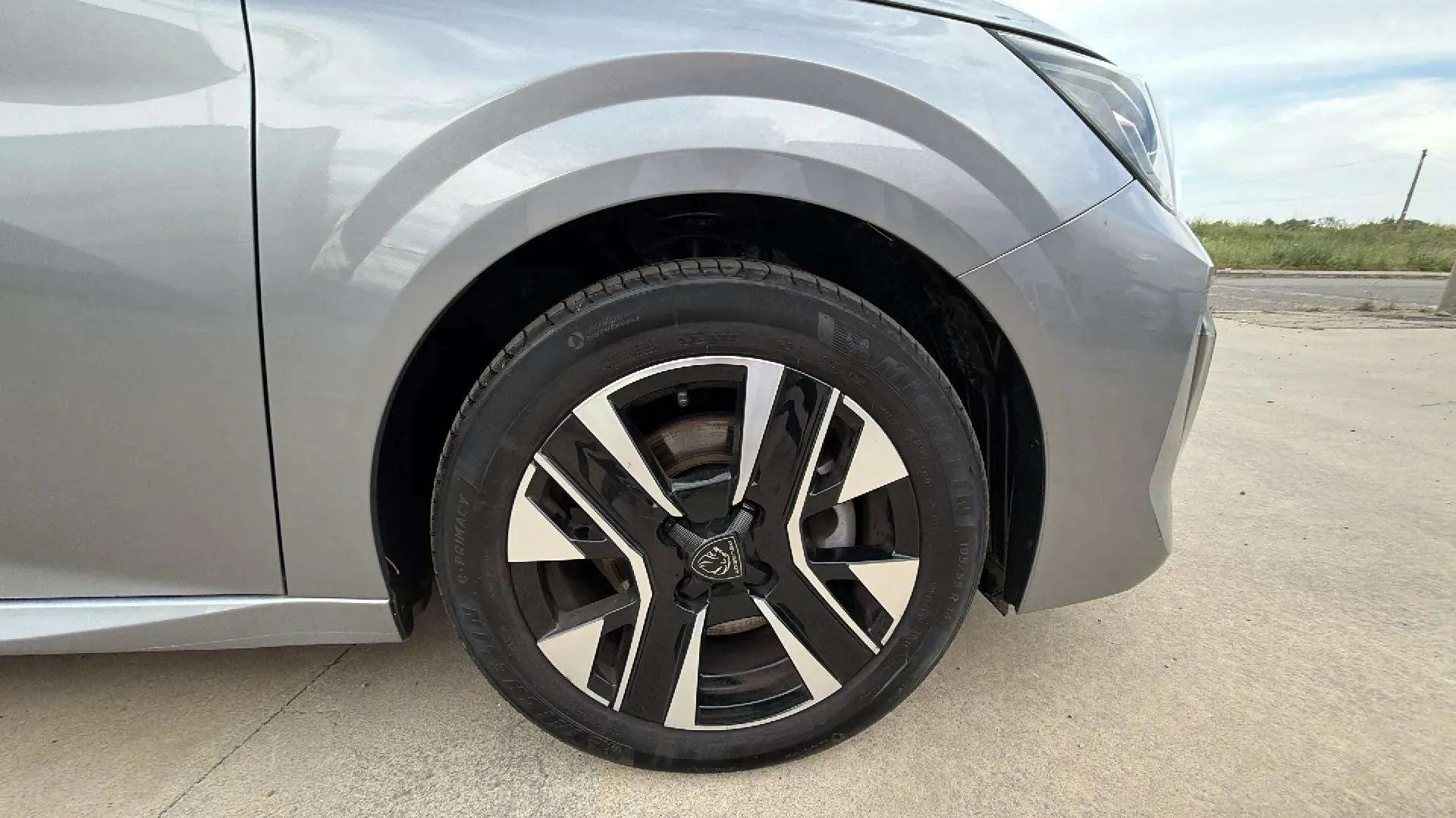 Peugeot 208 Allure Gasolina 100 - foto 17