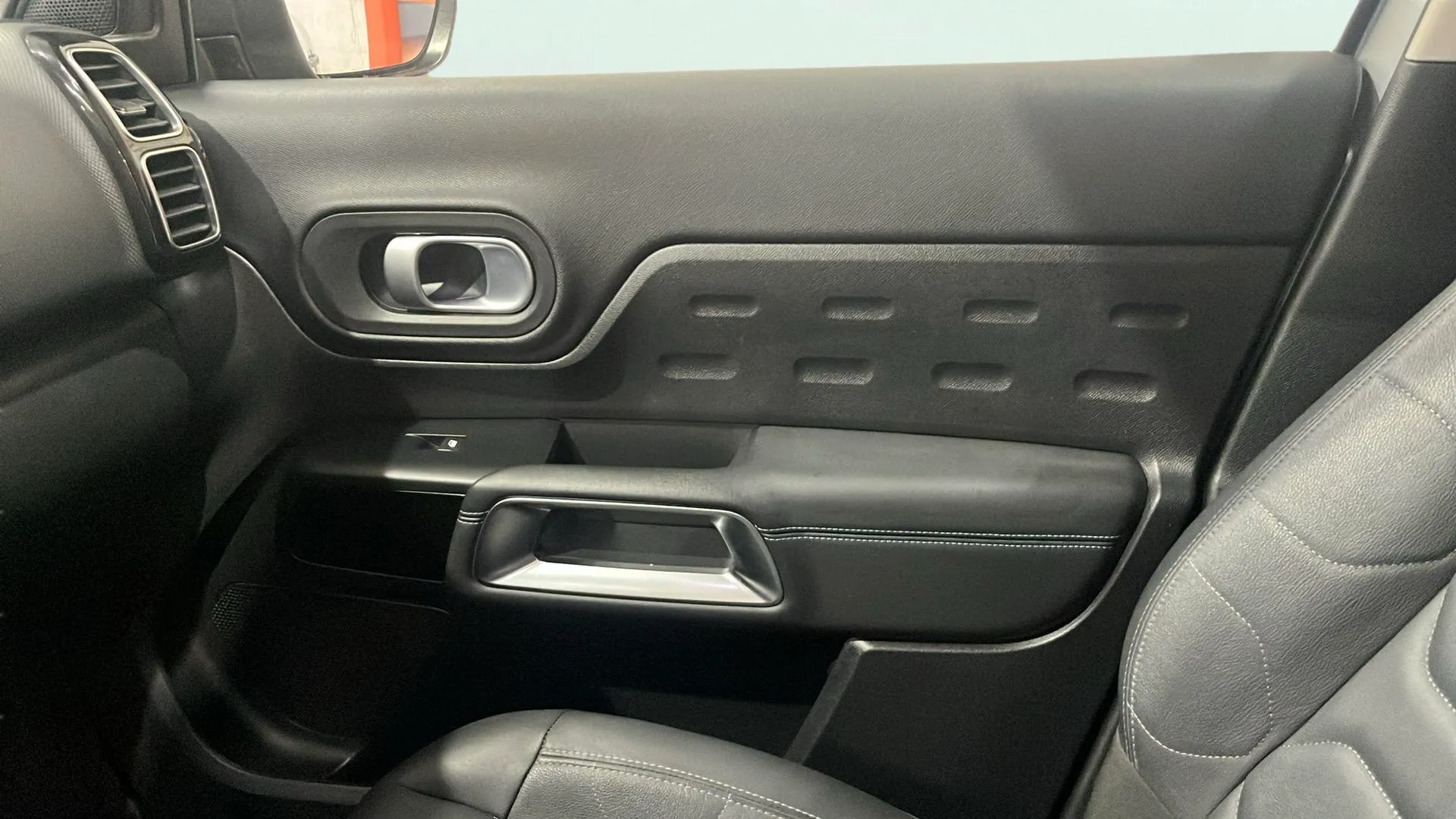 Citroën C5 Aircross Plug-in Hybrid 225 e-EAT8 E Series - foto 11