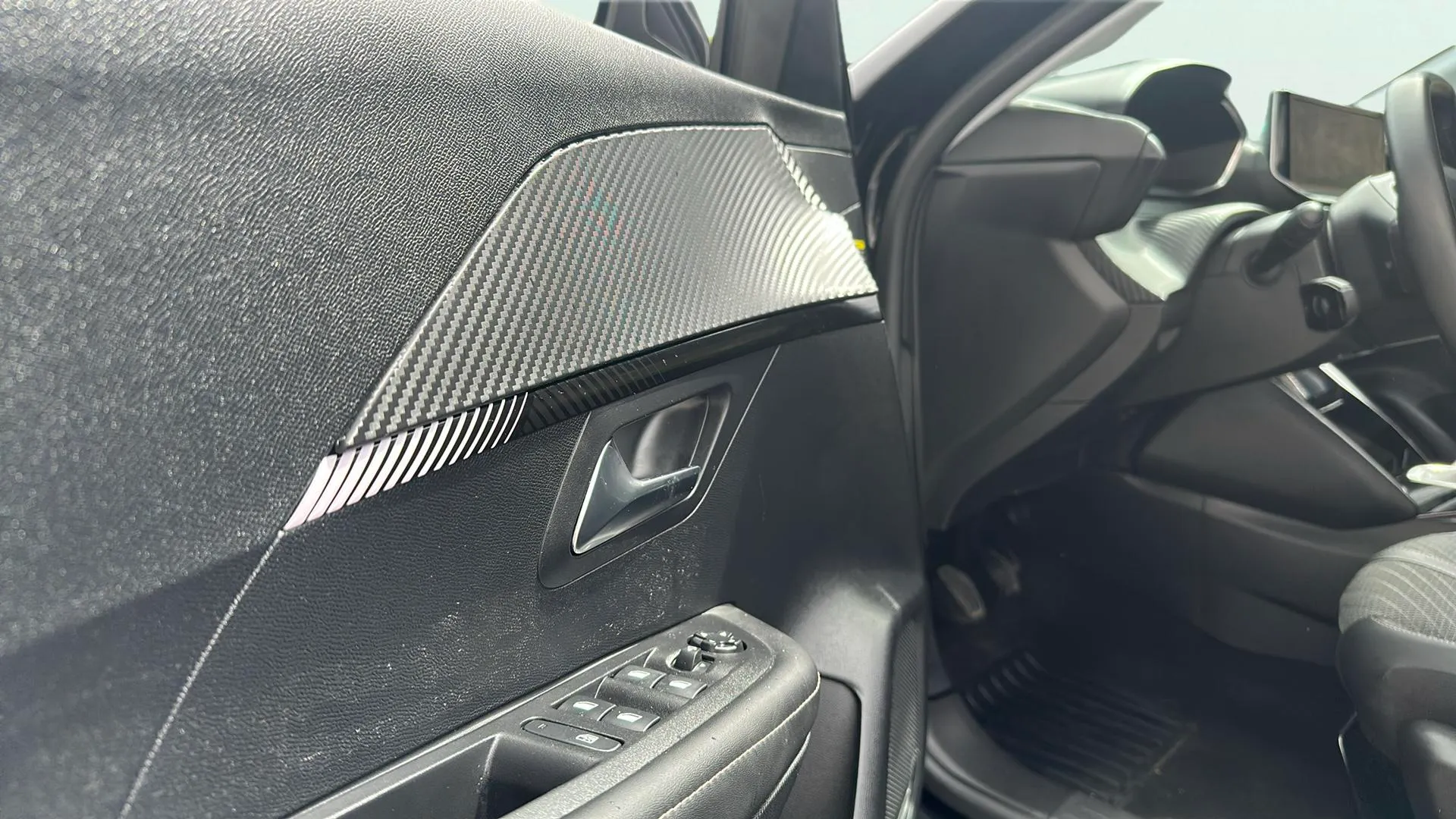 Peugeot 208 Allure Gasolina 100 - foto 14