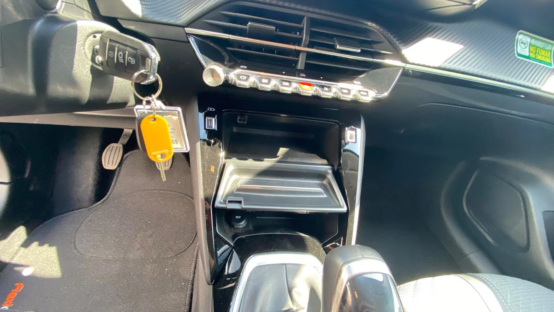 Peugeot 208 Allure Gasolina 100 - foto 14