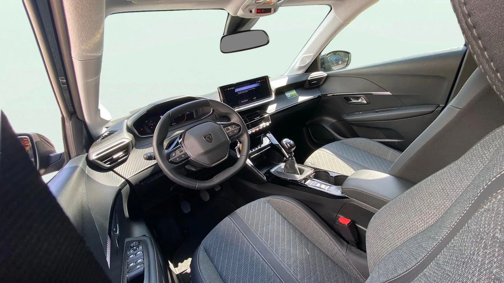 Peugeot 208 Allure Gasolina 100 - foto 12