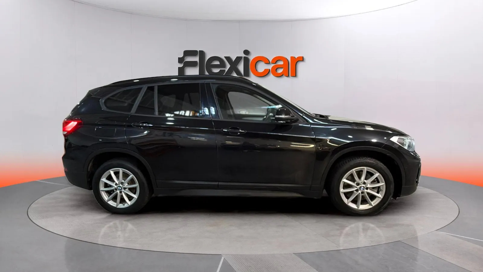 BMW X1 xDrive20dA - foto 2
