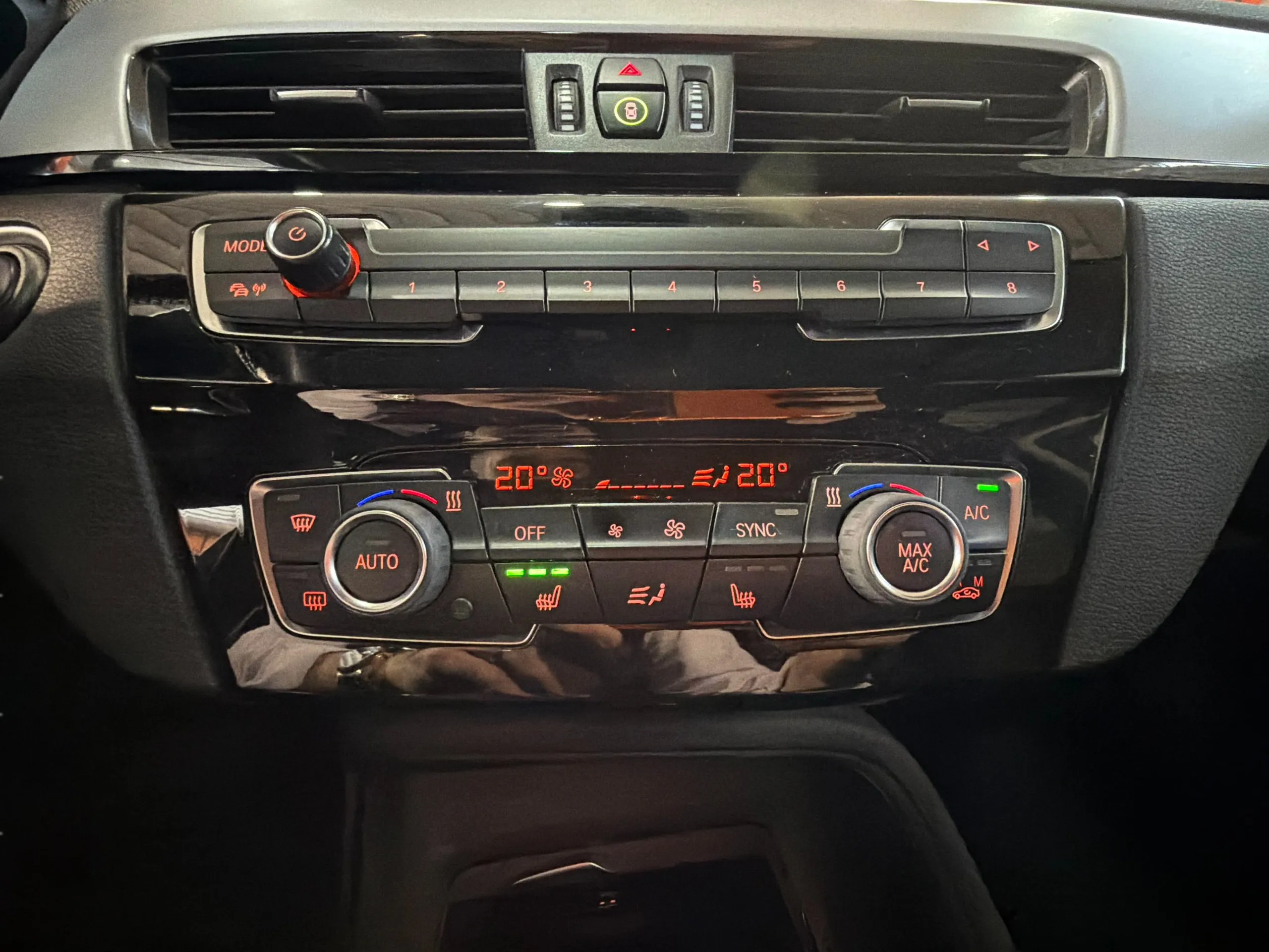 BMW X1 xDrive20dA - foto 10