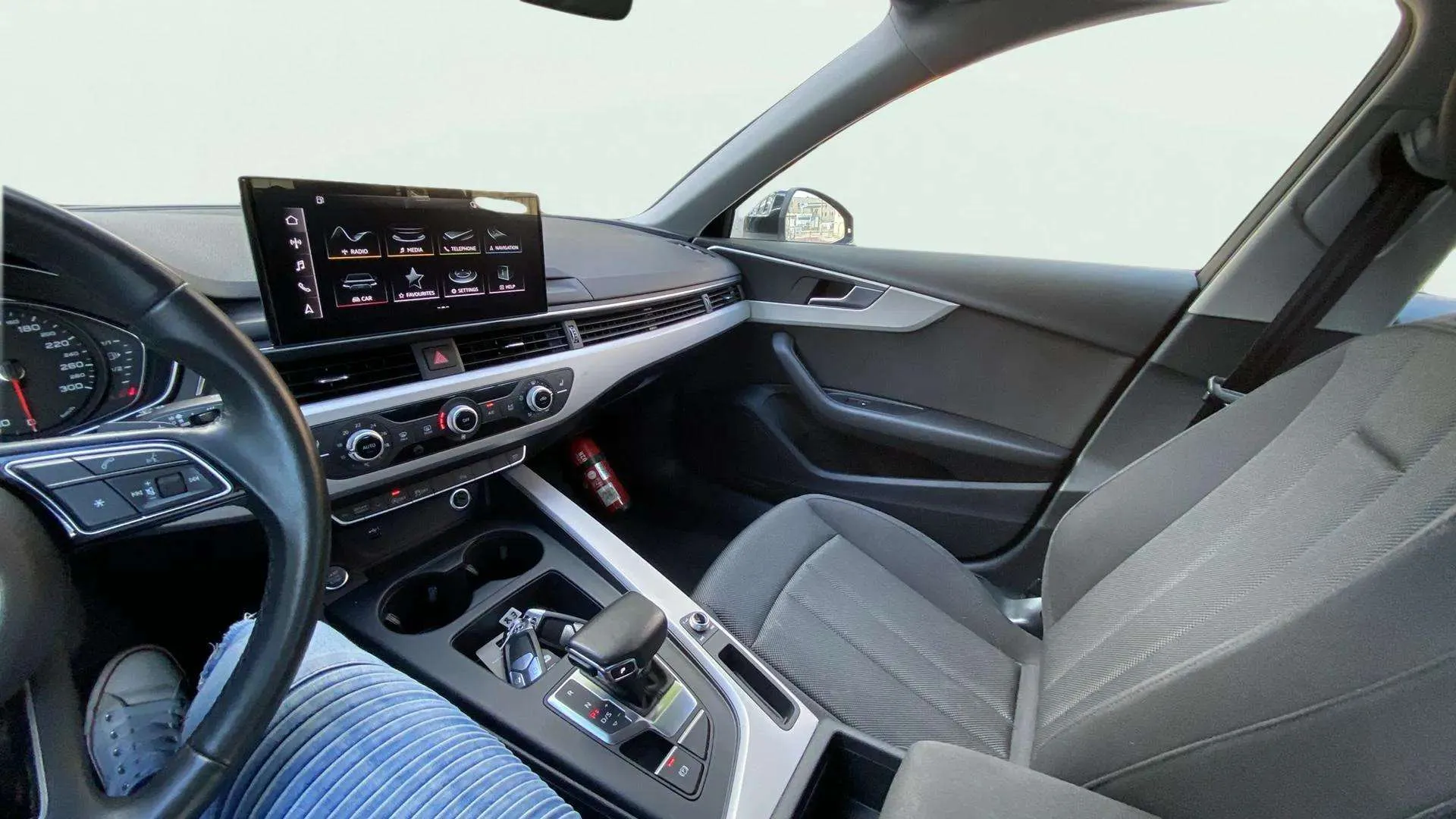 Audi A4 Avant Advanced 35 TFSI S tronic - foto 22