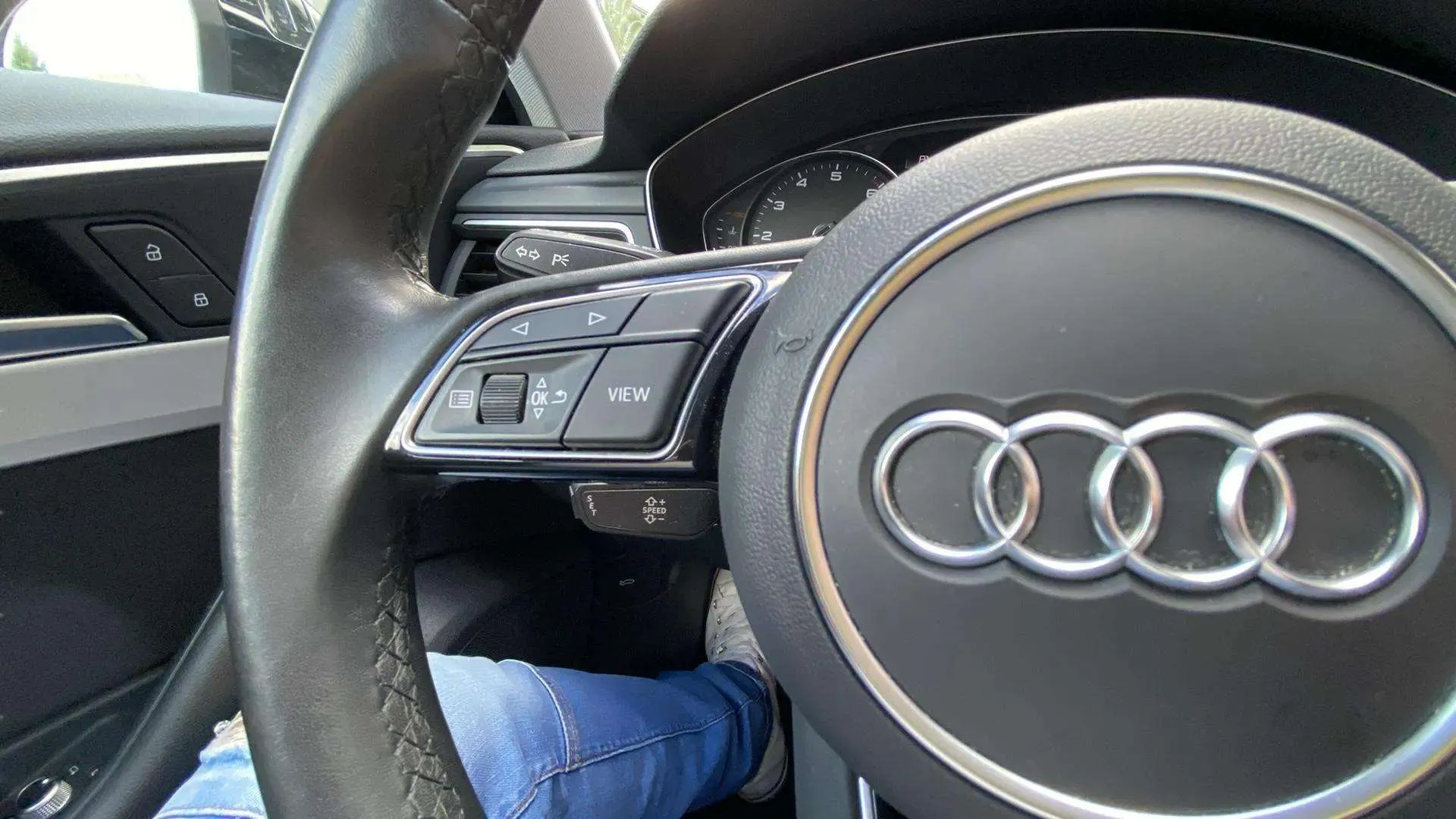 Audi A4 Avant Advanced 35 TFSI S tronic - foto 19