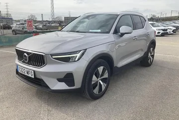 volvo xc40 15 t4 recharge phev plus bright auto hibrido enchufable automatica arval barcelona 903000000241709