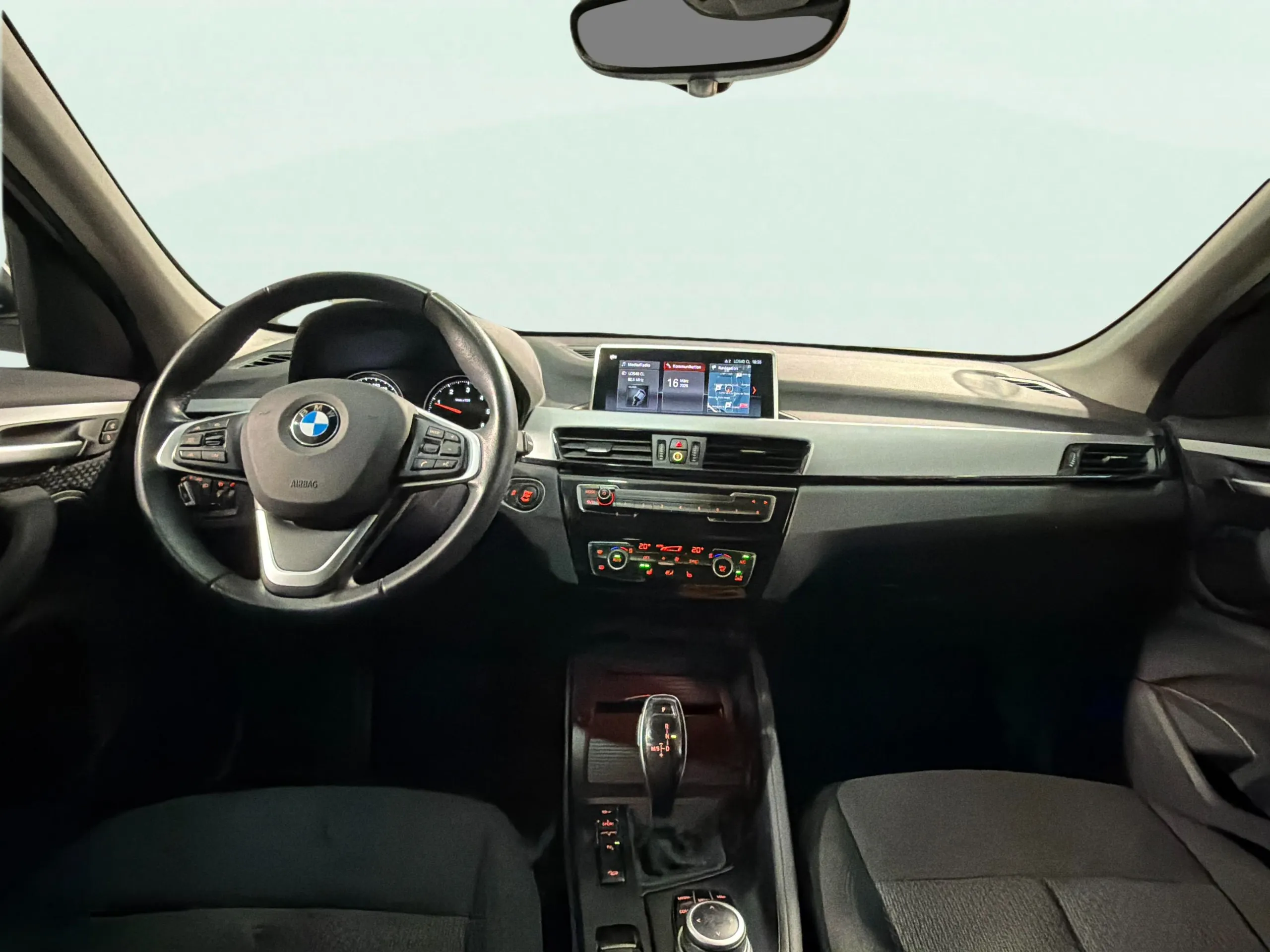 BMW X1 sDrive20dA - foto 6