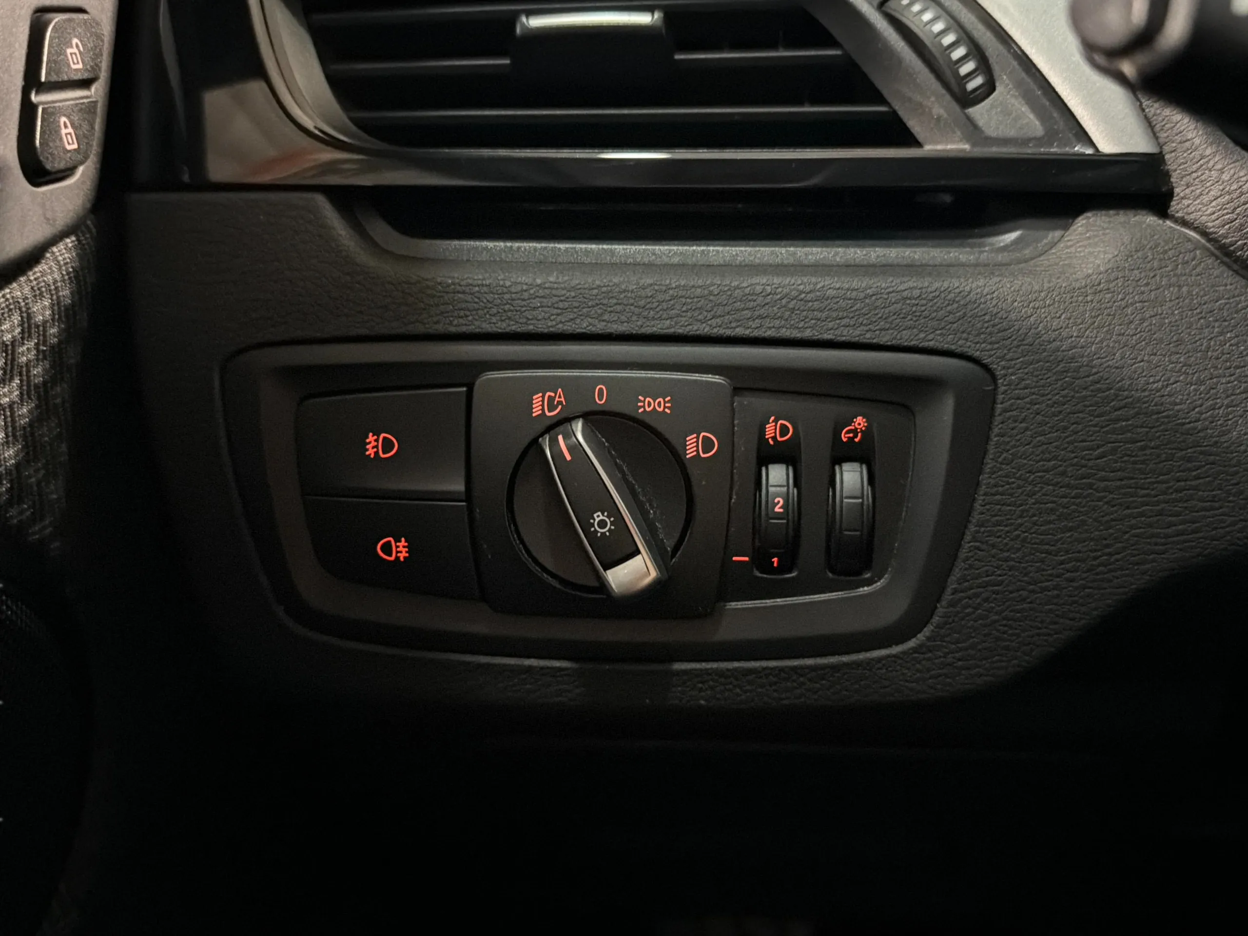 BMW X1 sDrive20dA - foto 16