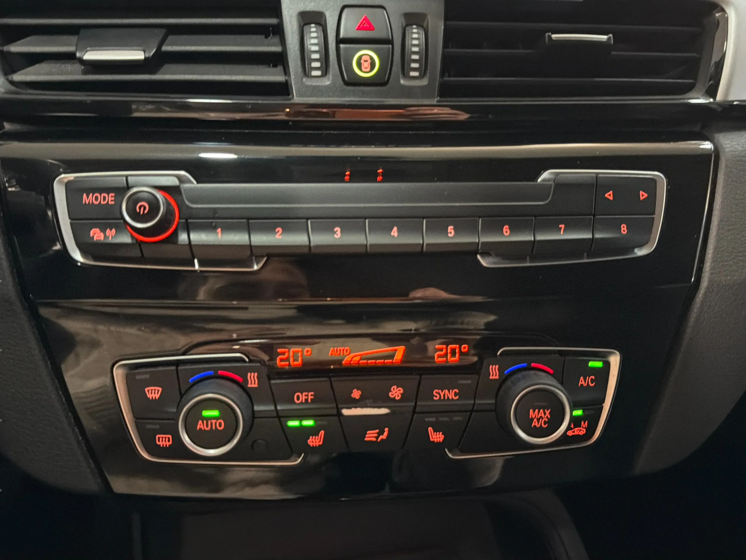 BMW X1 sDrive20dA - foto 17