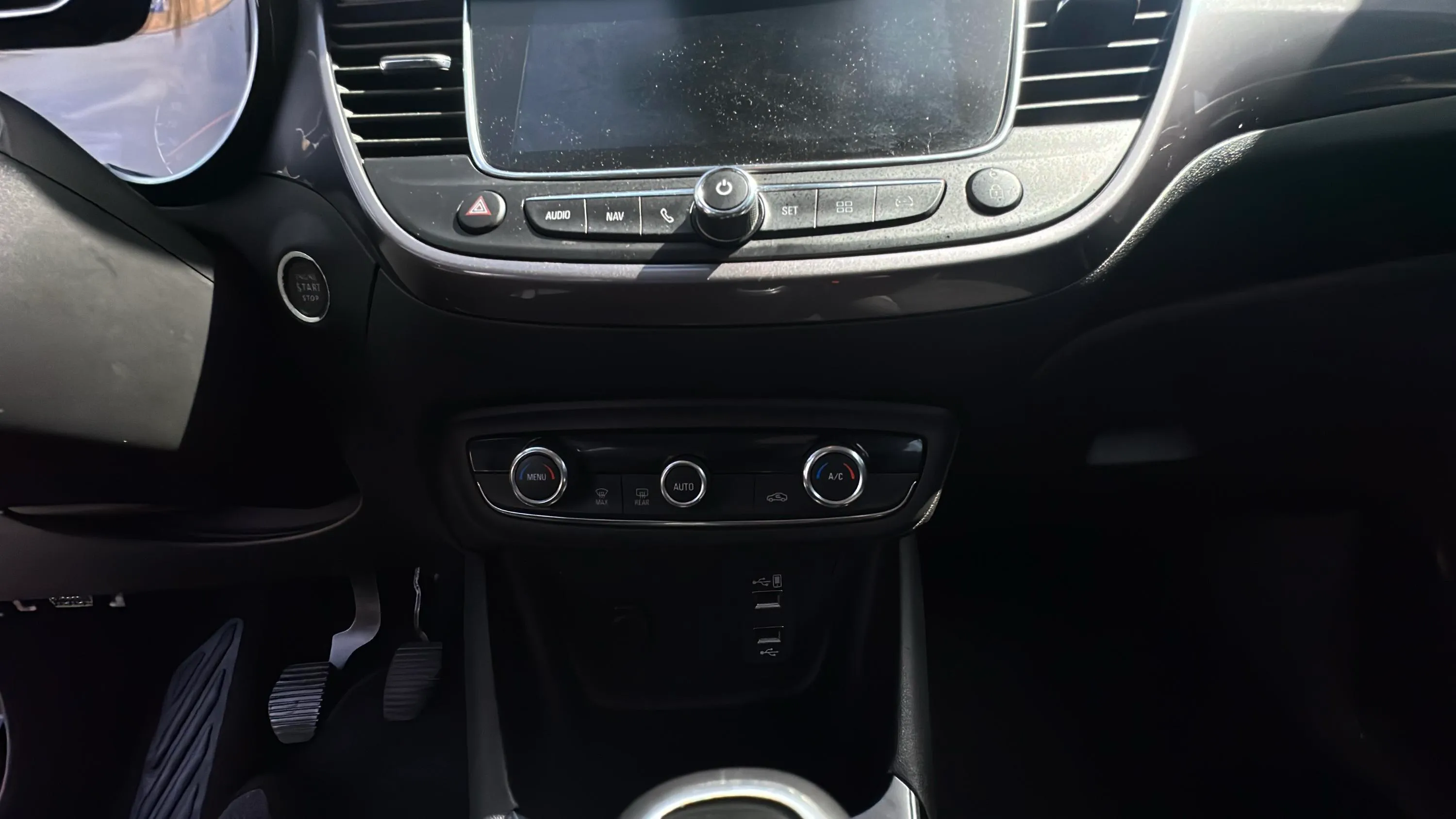 Opel Crossland 1.2 Design Line - foto 18