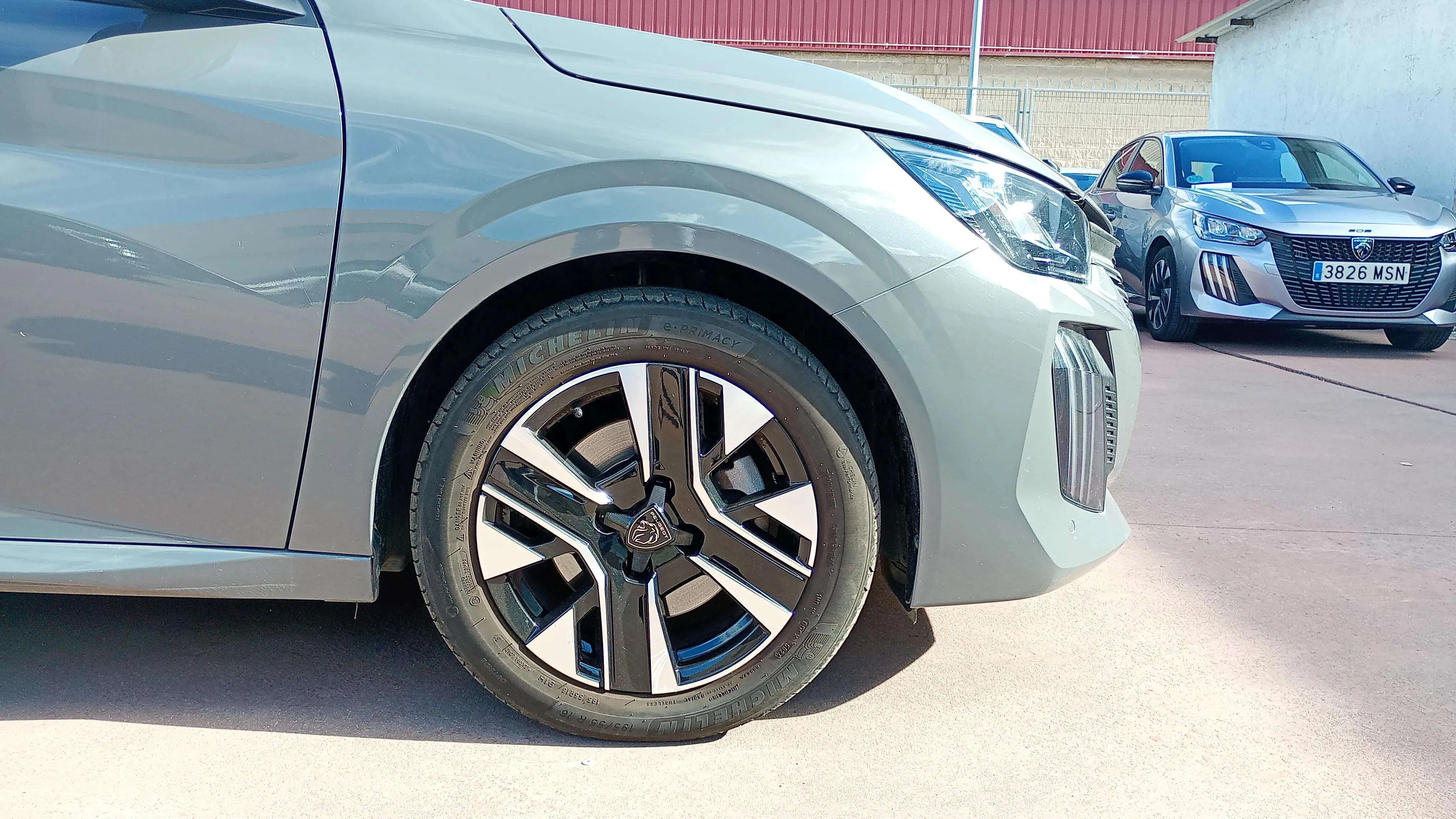 Peugeot 208 Allure Gasolina 100 - foto 14