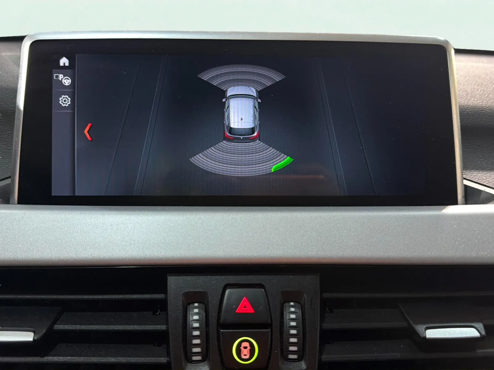 BMW X1 sDrive20dA - foto 12