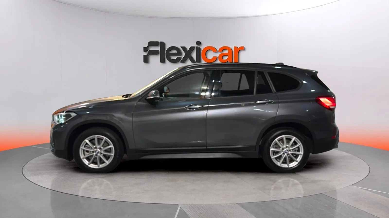 BMW X1 sDrive20dA - foto 5
