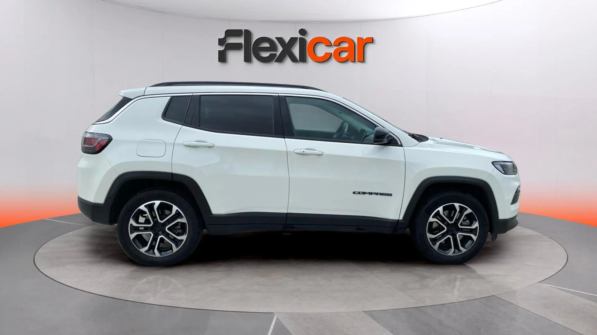 Jeep Compass 4xe 1.3 PHEV Limited AWD - foto 5