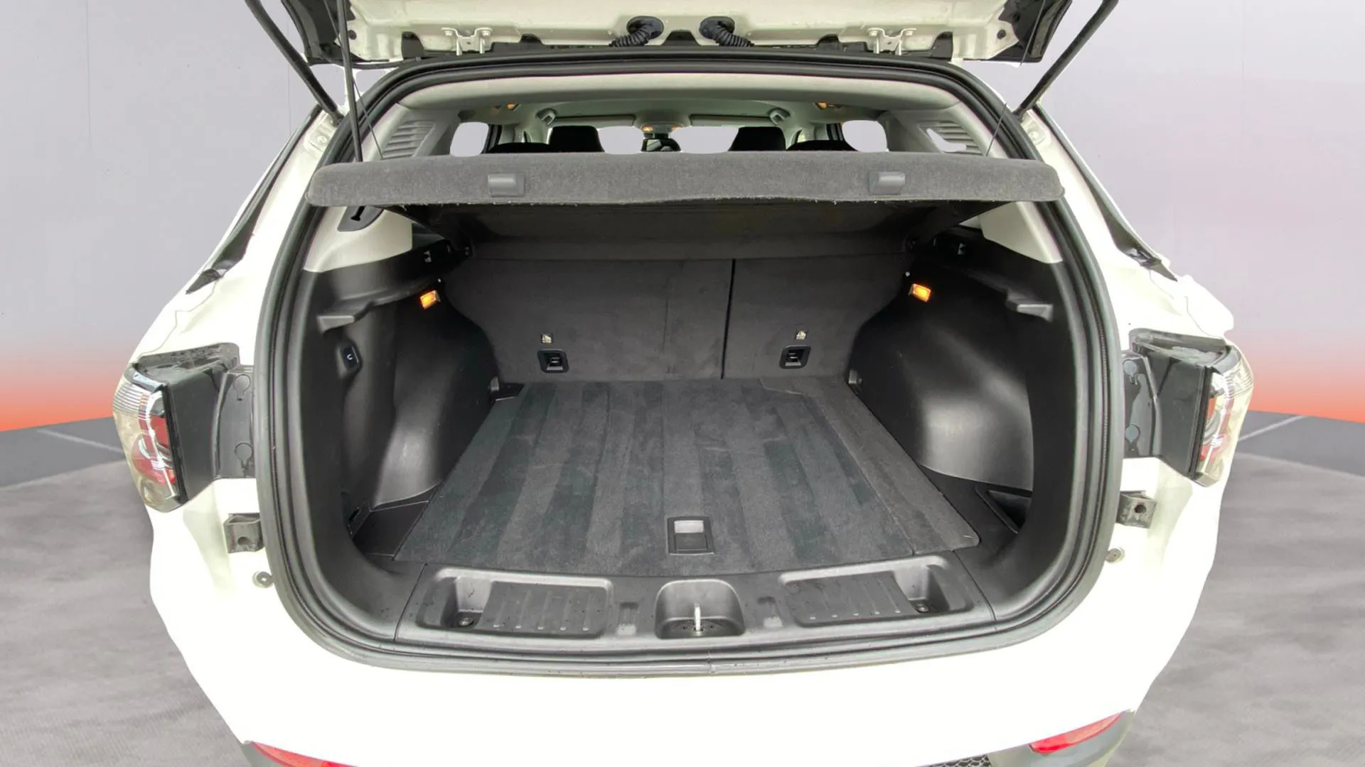 Jeep Compass 4xe 1.3 PHEV Limited AWD - foto 25