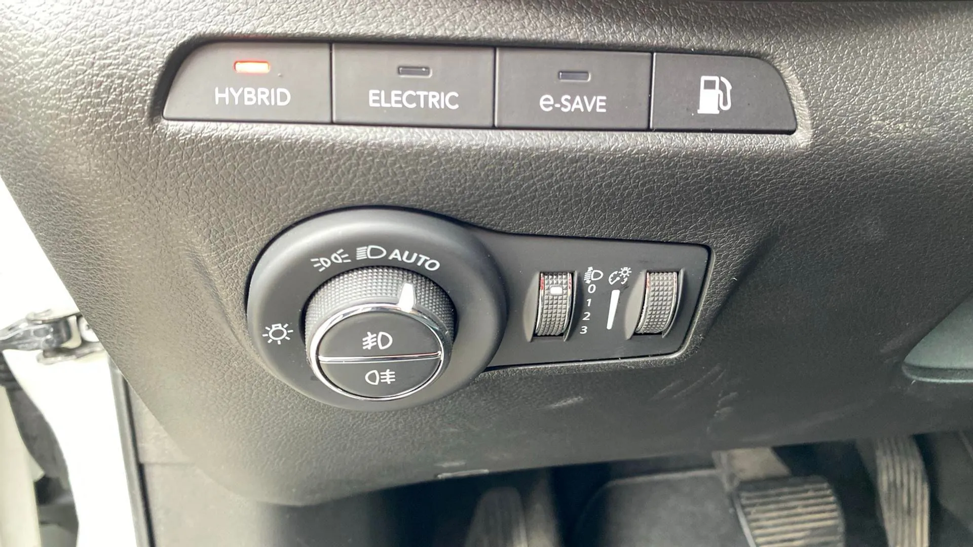 Jeep Compass 4xe 1.3 PHEV Limited AWD - foto 14