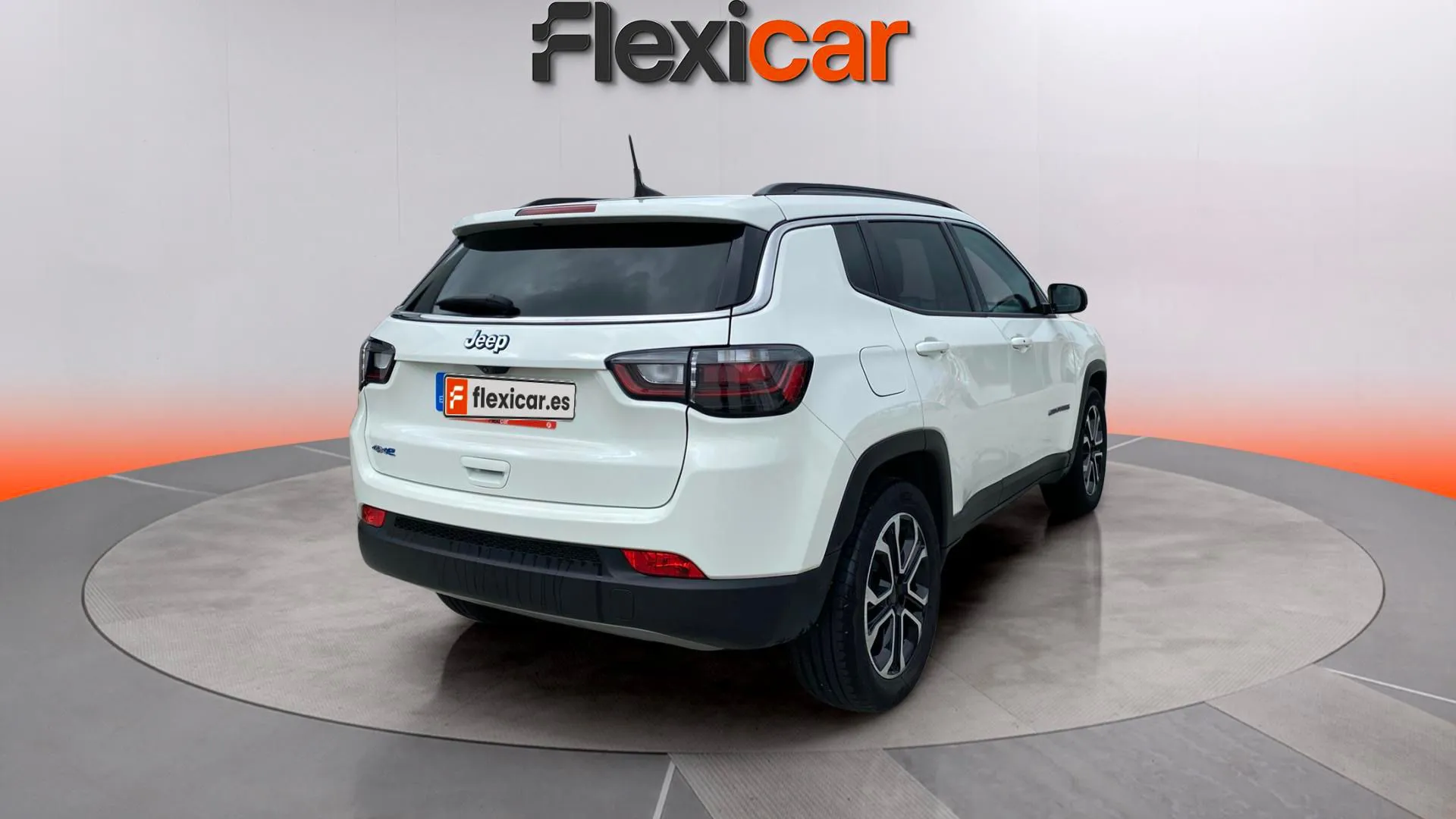 Jeep Compass 4xe 1.3 PHEV Limited AWD - foto 8