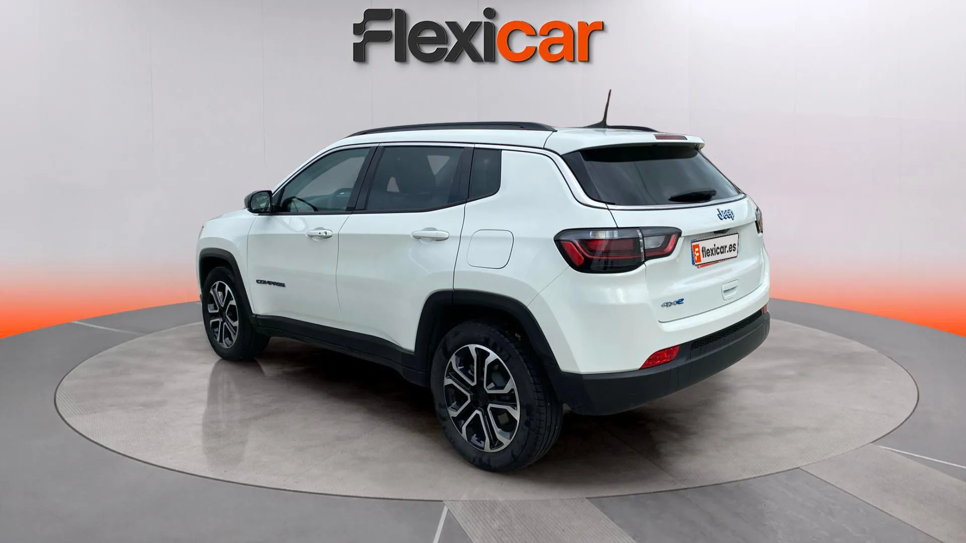 Jeep Compass 4xe 1.3 PHEV Limited AWD - foto 6