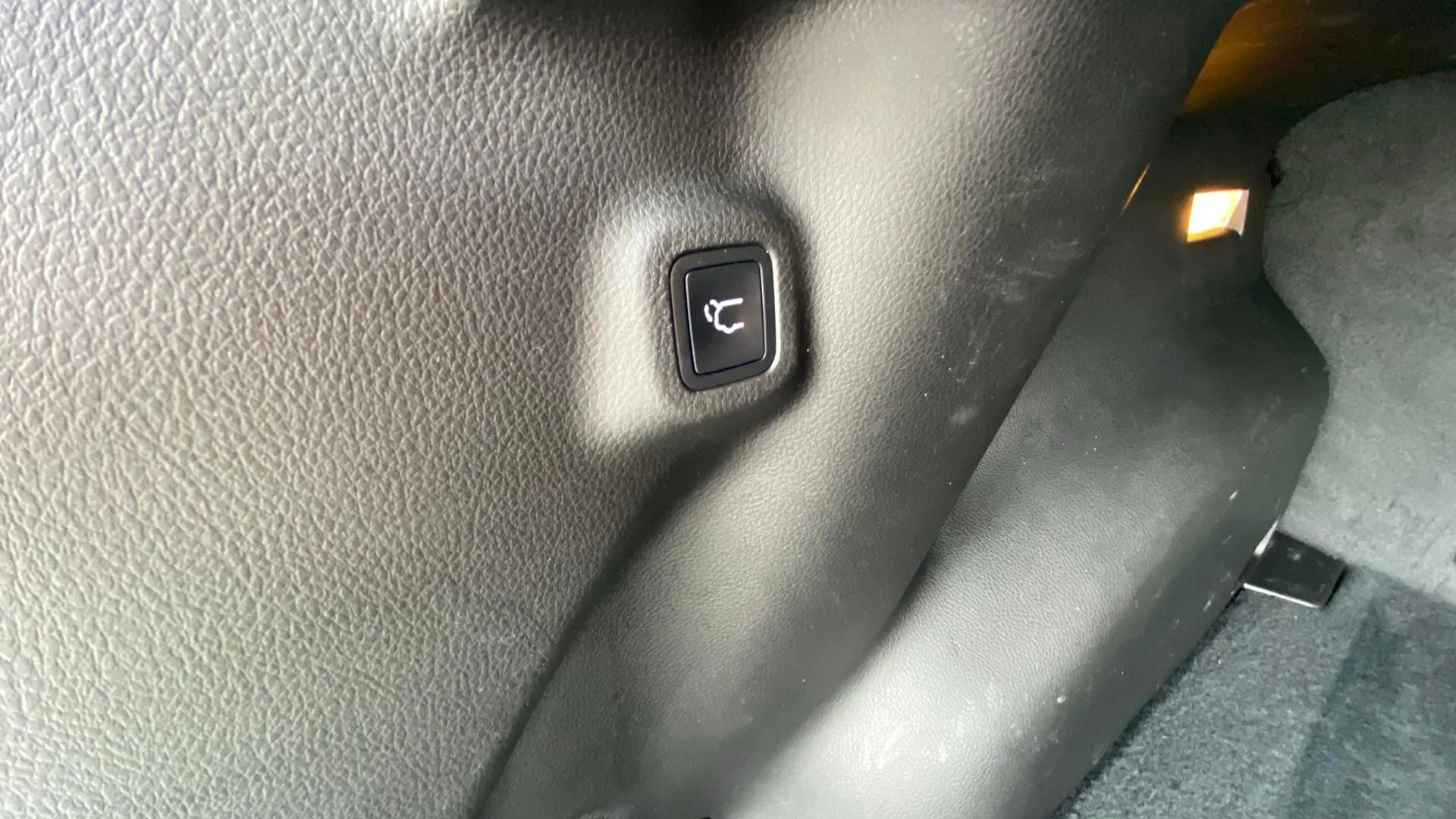 Jeep Compass 4xe 1.3 PHEV Limited AWD - foto 27