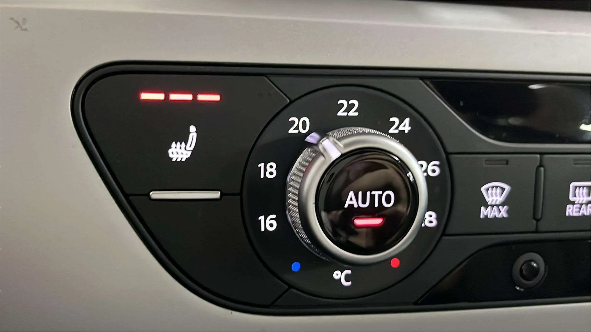 Audi A4 Avant Advanced 35 TFSI S tronic - foto 23