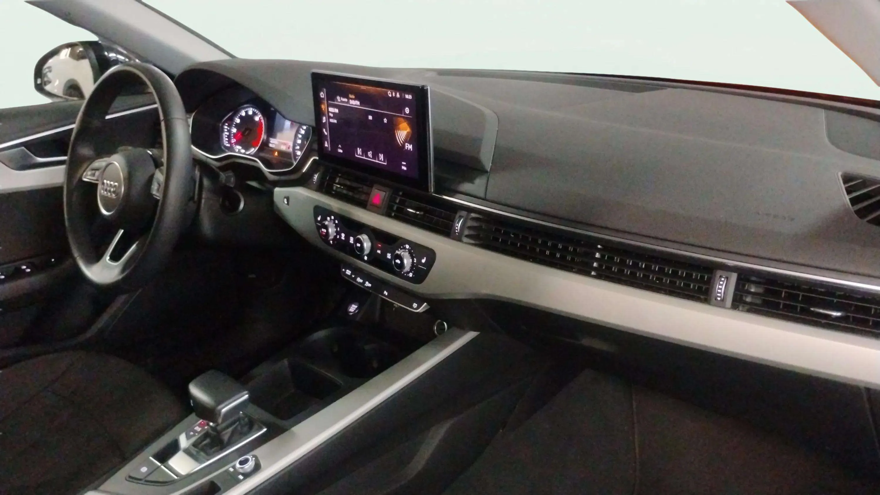 Audi A4 Avant Advanced 35 TFSI S tronic - foto 9