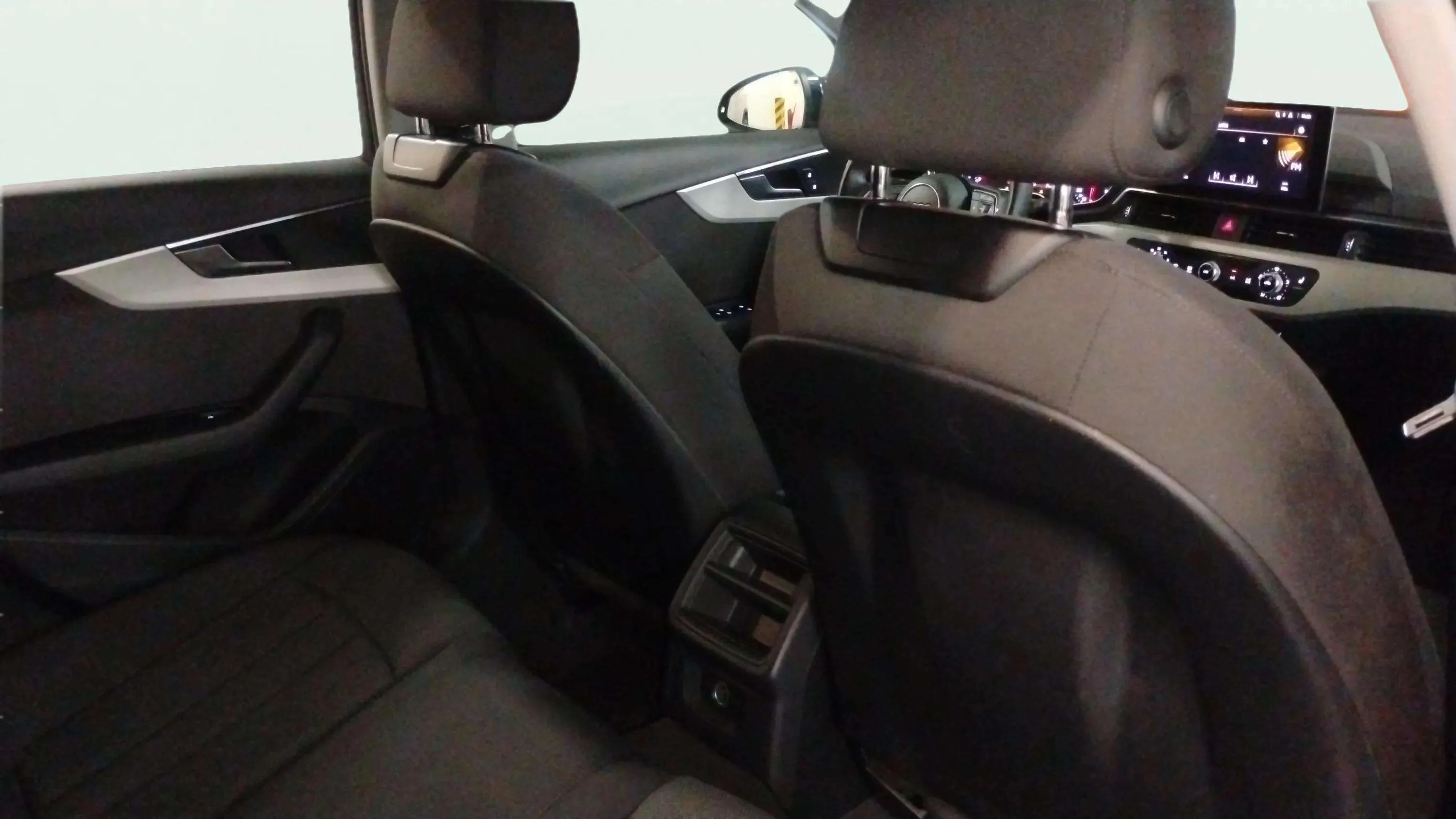 Audi A4 Avant Advanced 35 TFSI S tronic - foto 14