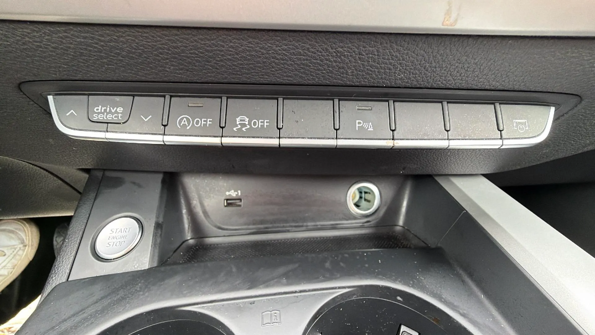Audi A4 Avant Advanced 30 TDI S tronic - foto 22