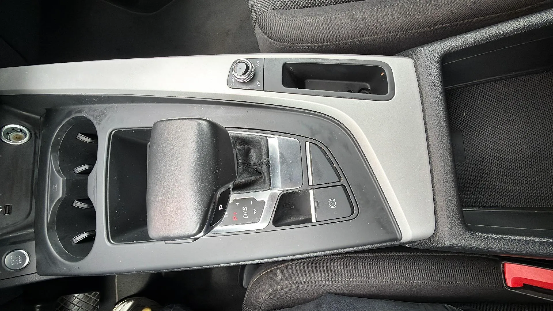 Audi A4 Avant Advanced 30 TDI S tronic - foto 18