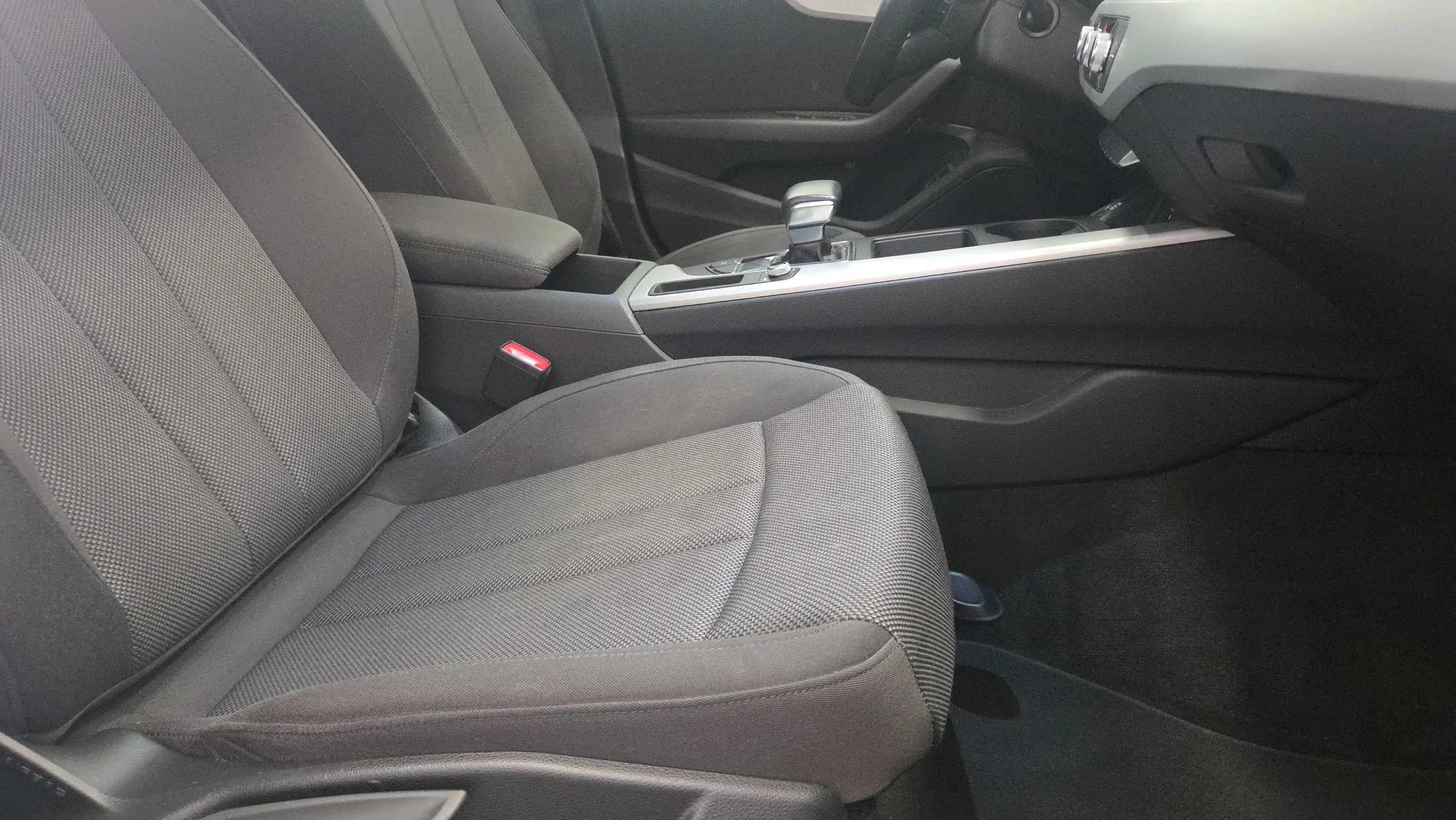 Audi A4 Avant Advanced 35 TDI S tronic - foto 27