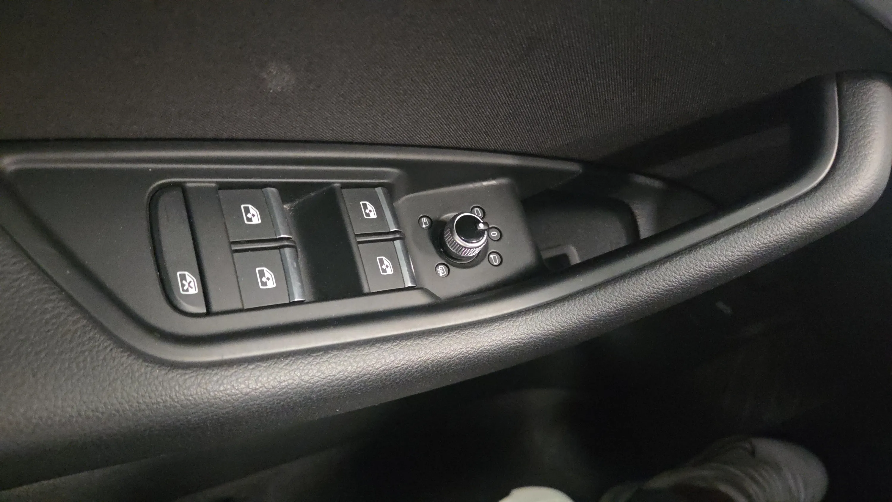 Audi A4 Avant Advanced 35 TDI S tronic - foto 25