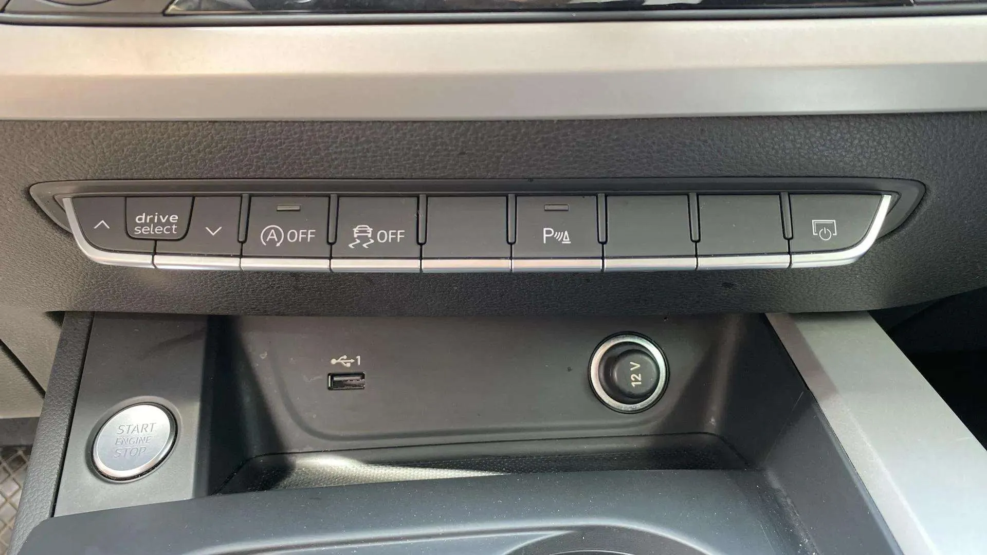 Audi A4 Avant Advanced 35 TDI S tronic - foto 23
