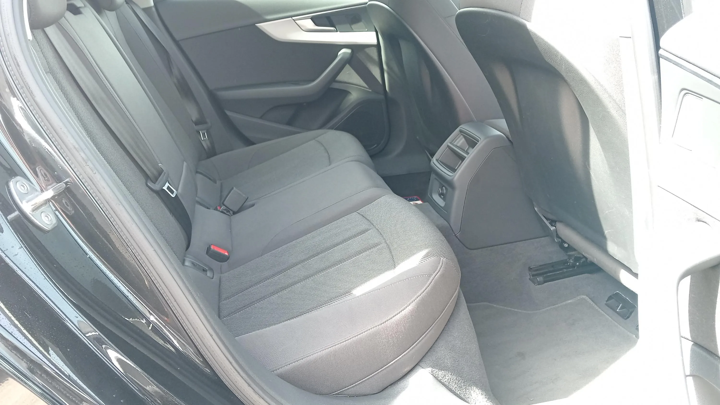 Audi A4 Avant Advanced 35 TFSI S tronic - foto 17