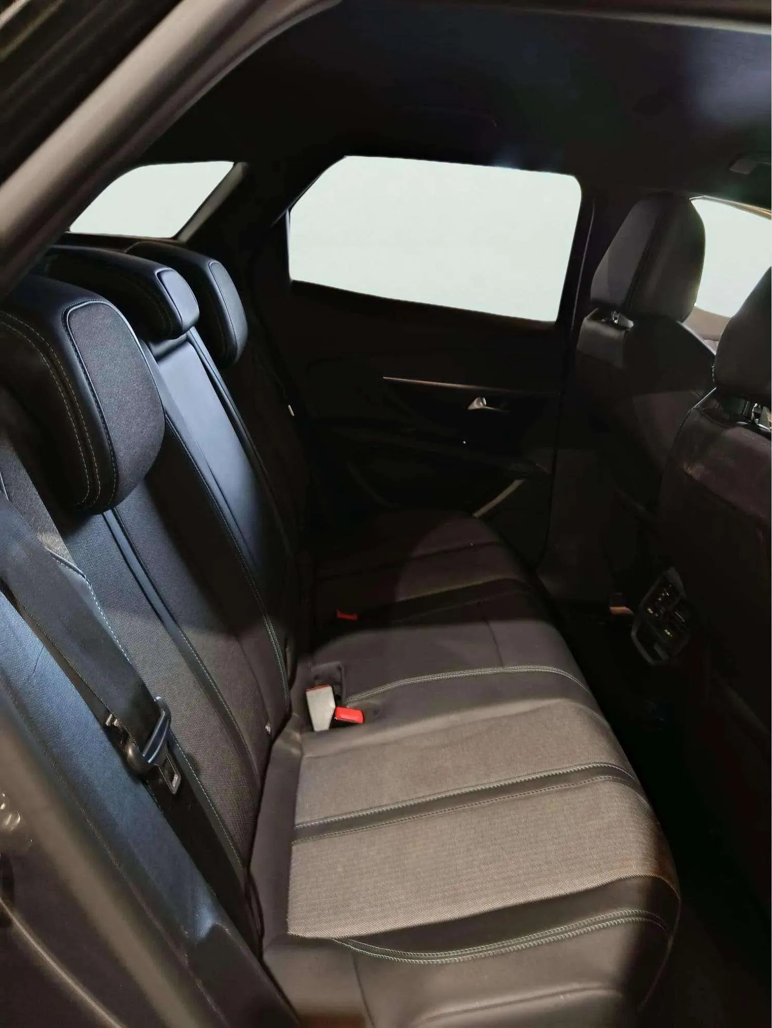 Peugeot 3008 180 e-EAT8 Active Pack - foto 11