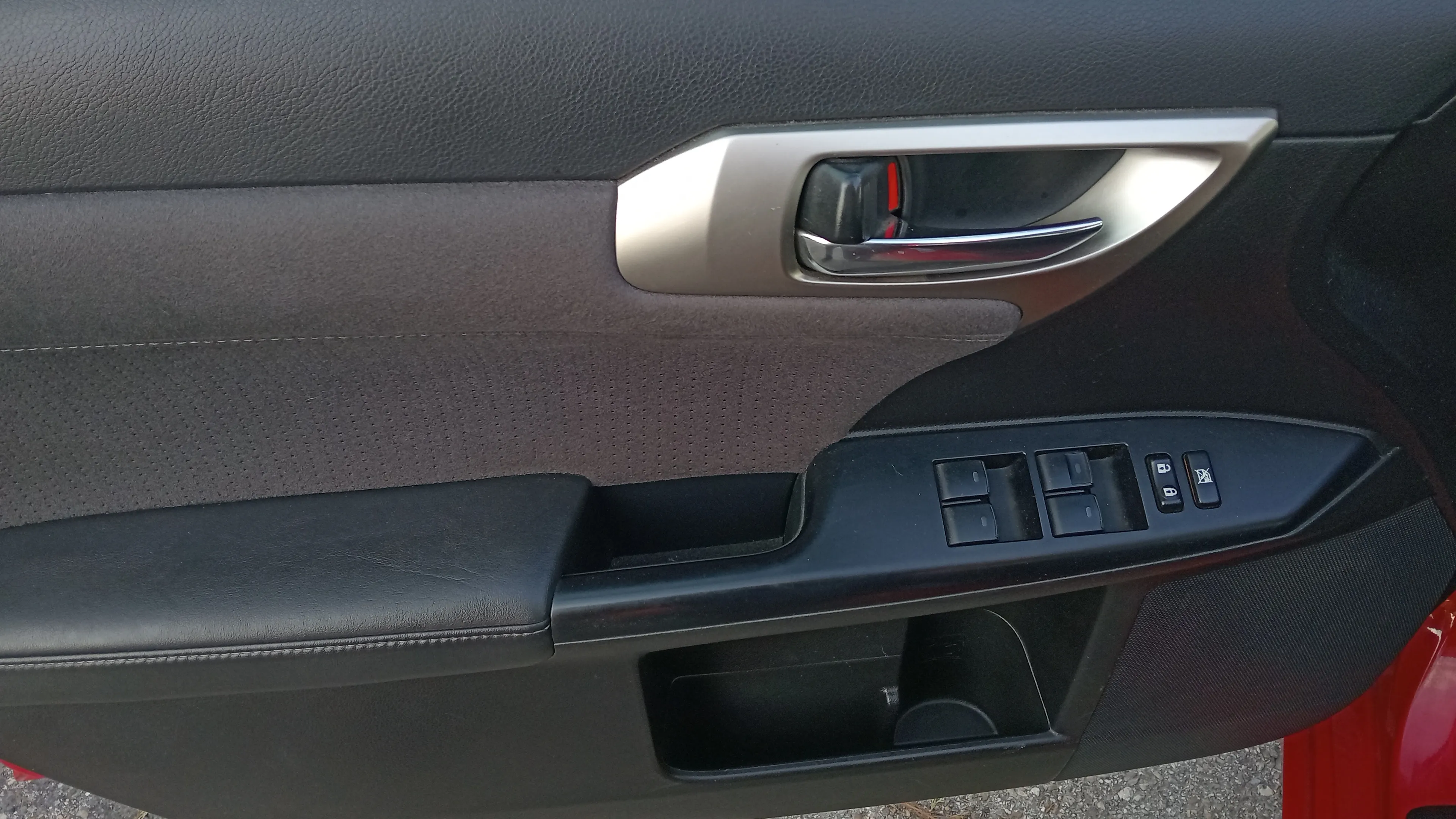 Lexus CT CT200H - foto 23