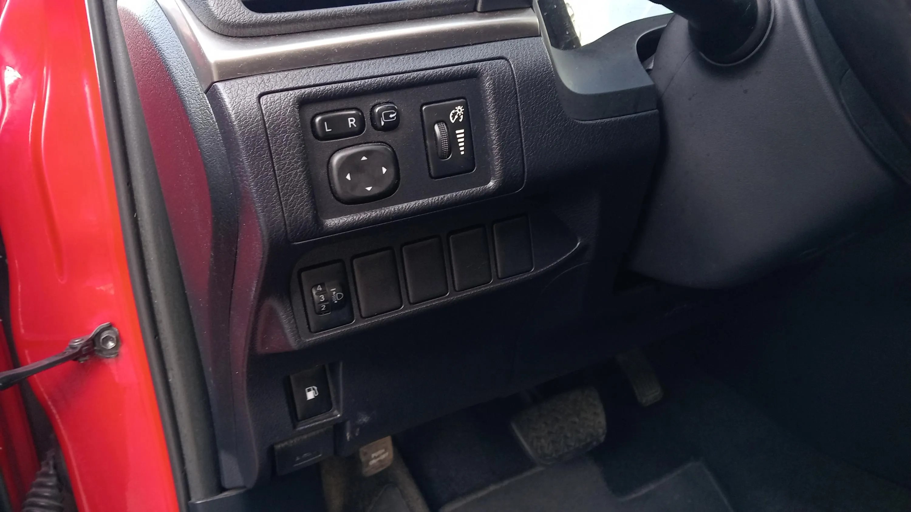 Lexus CT CT200H - foto 24