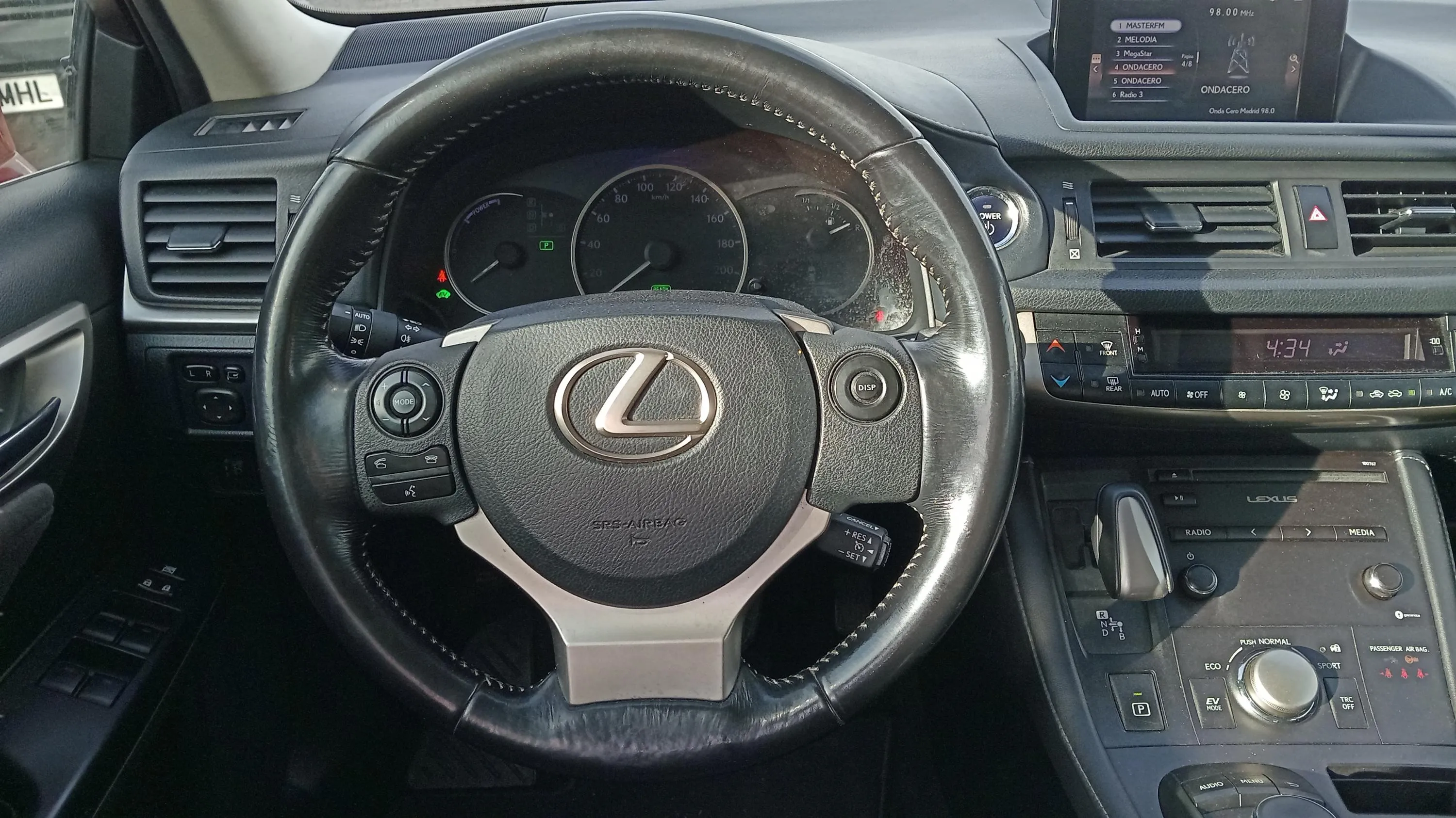 Lexus CT CT200H - foto 14