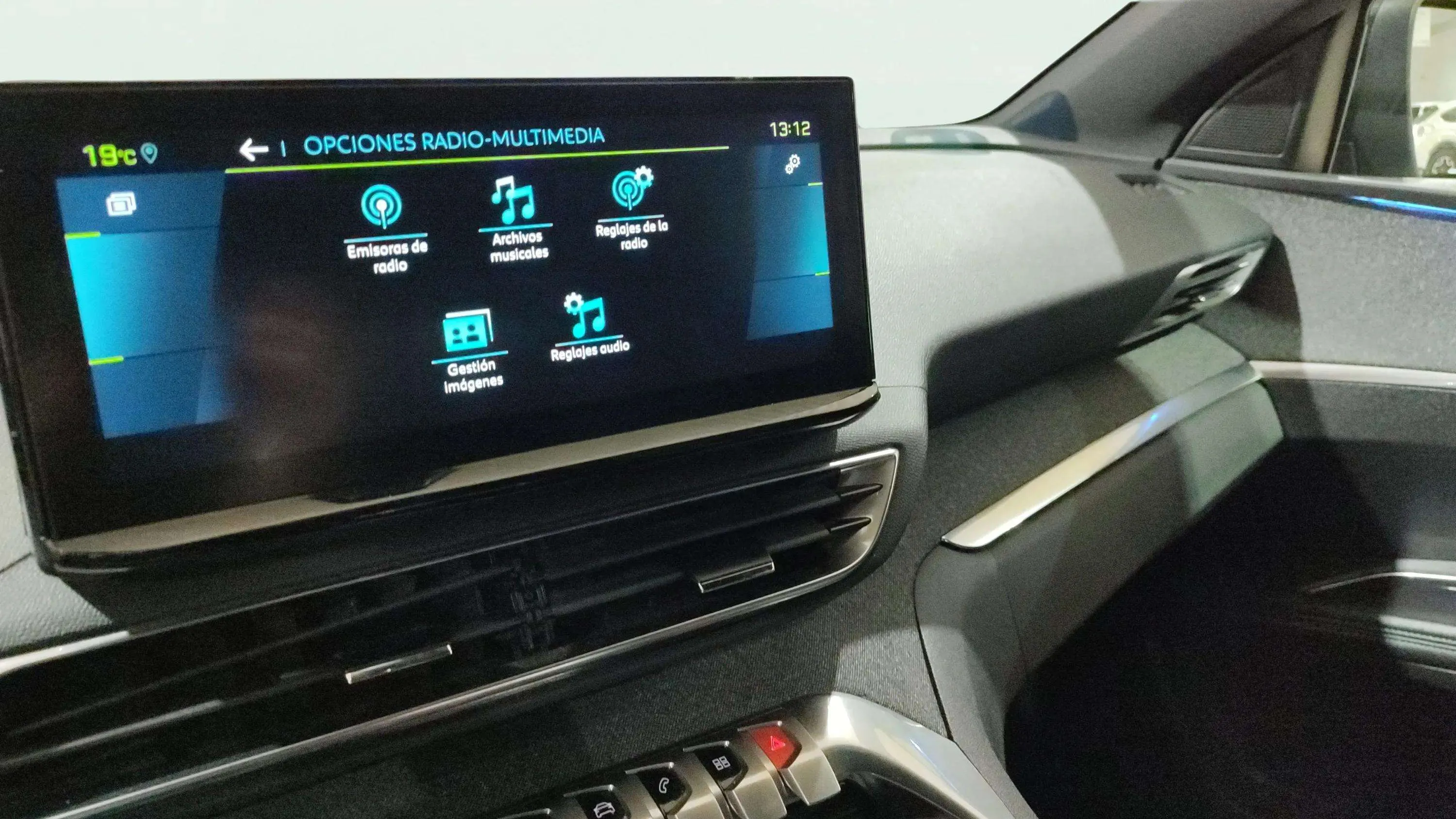 Peugeot 3008 180 e-EAT8 Active Pack - foto 17