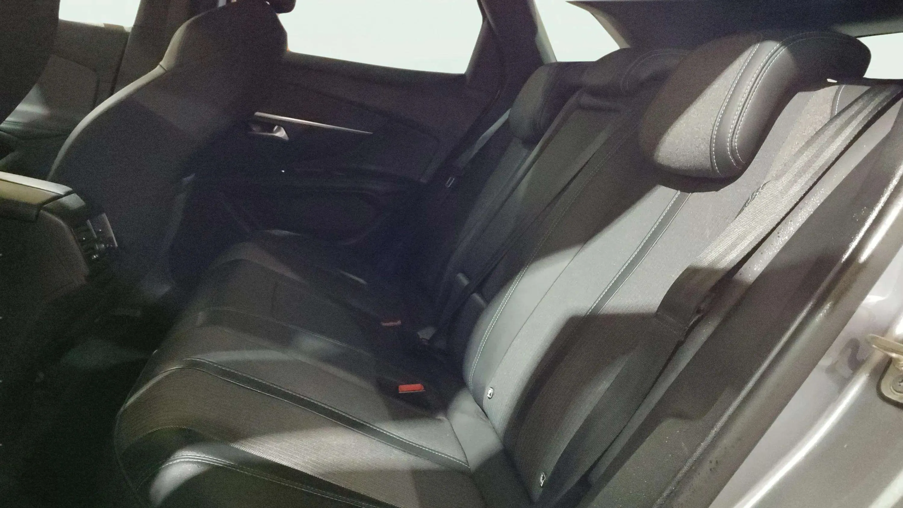 Peugeot 3008 180 e-EAT8 Active Pack - foto 25