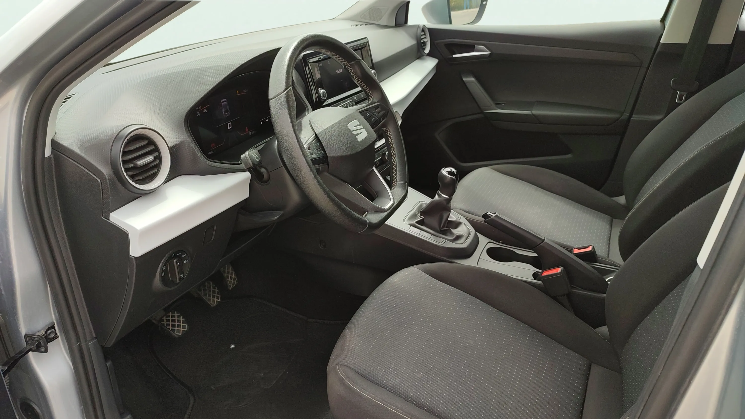 SEAT Ibiza 1.0 MPI Reference XM - foto 9