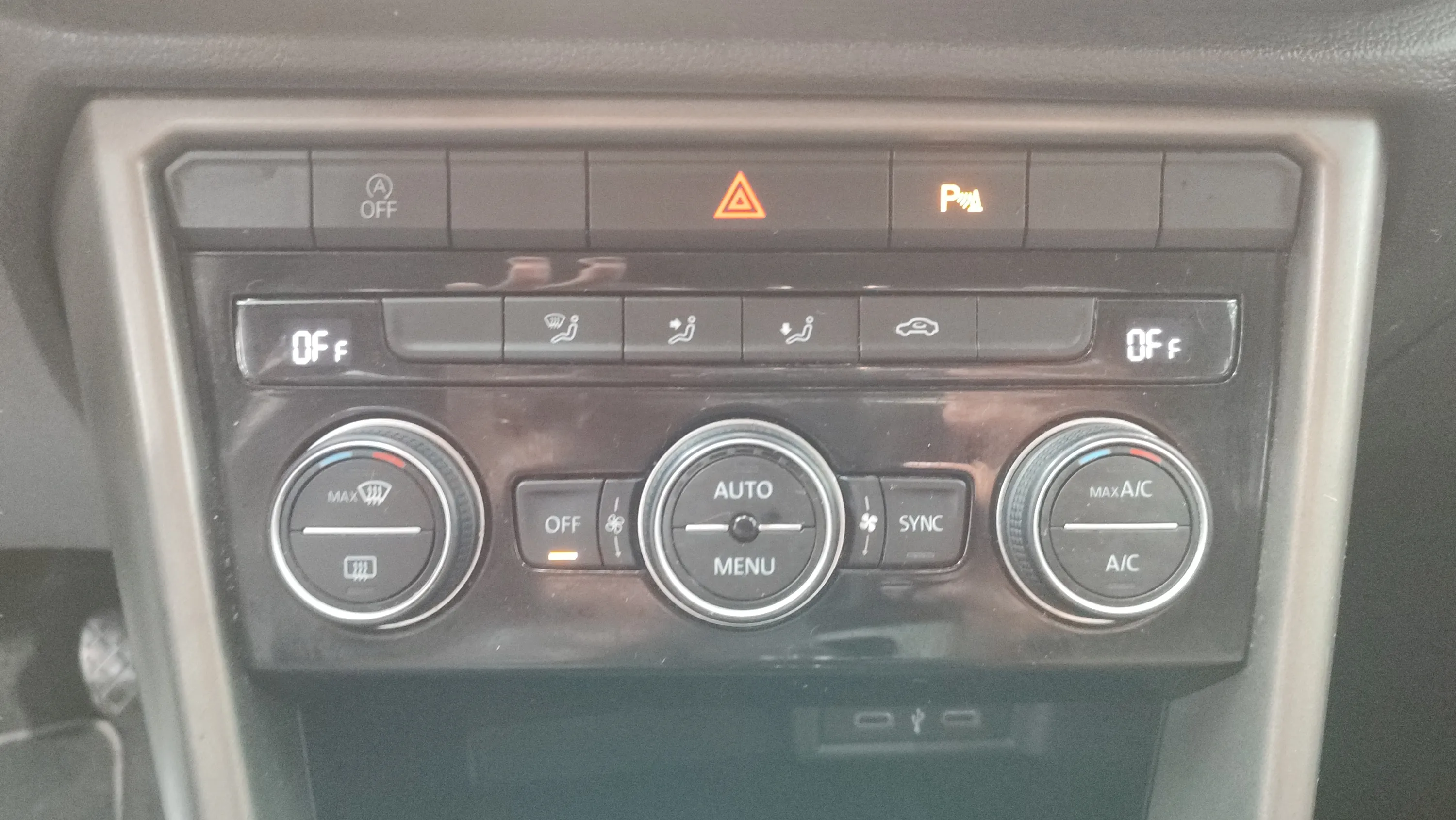 Volkswagen T-Roc Advance 2.0 TDI - foto 14